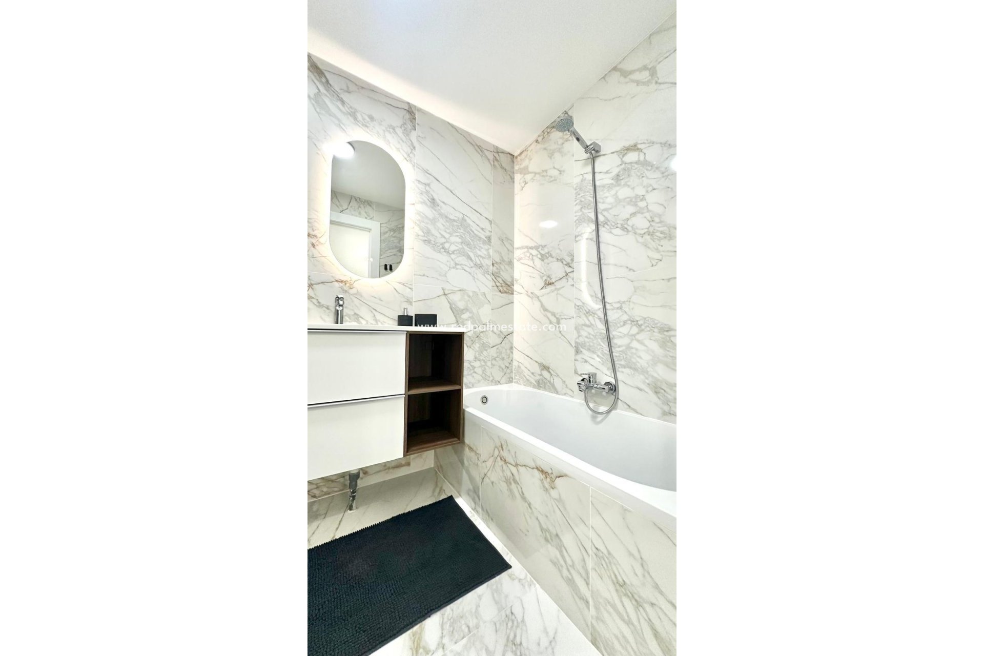 Reventa - Apartmentos -
Torrevieja - Playa del Cura