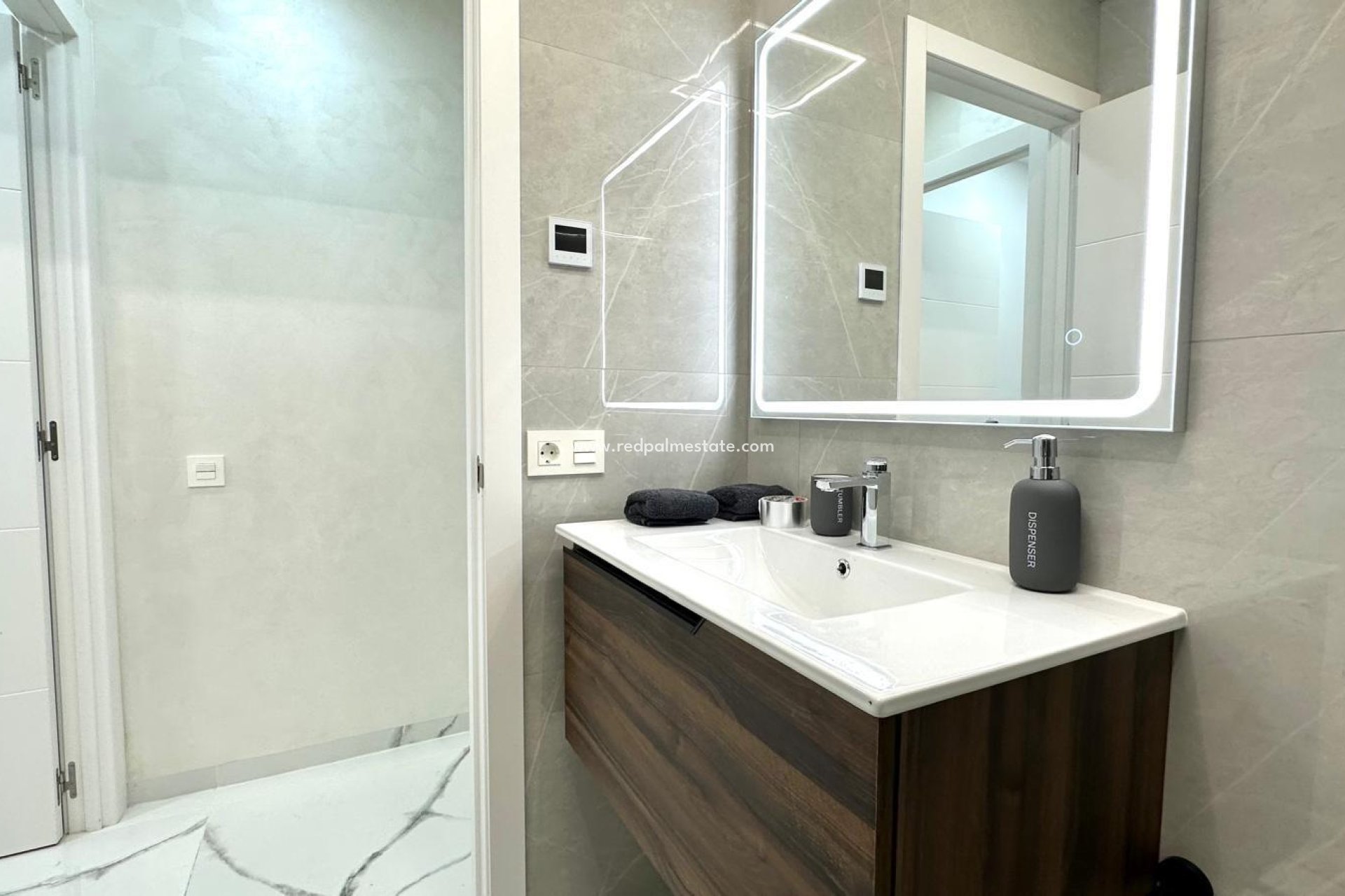 Reventa - Apartmentos -
Torrevieja - Playa del Cura