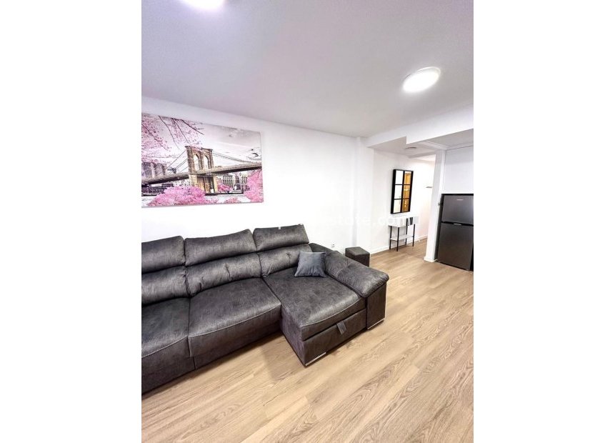 Reventa - Apartmentos -
Torrevieja - Playa del Cura