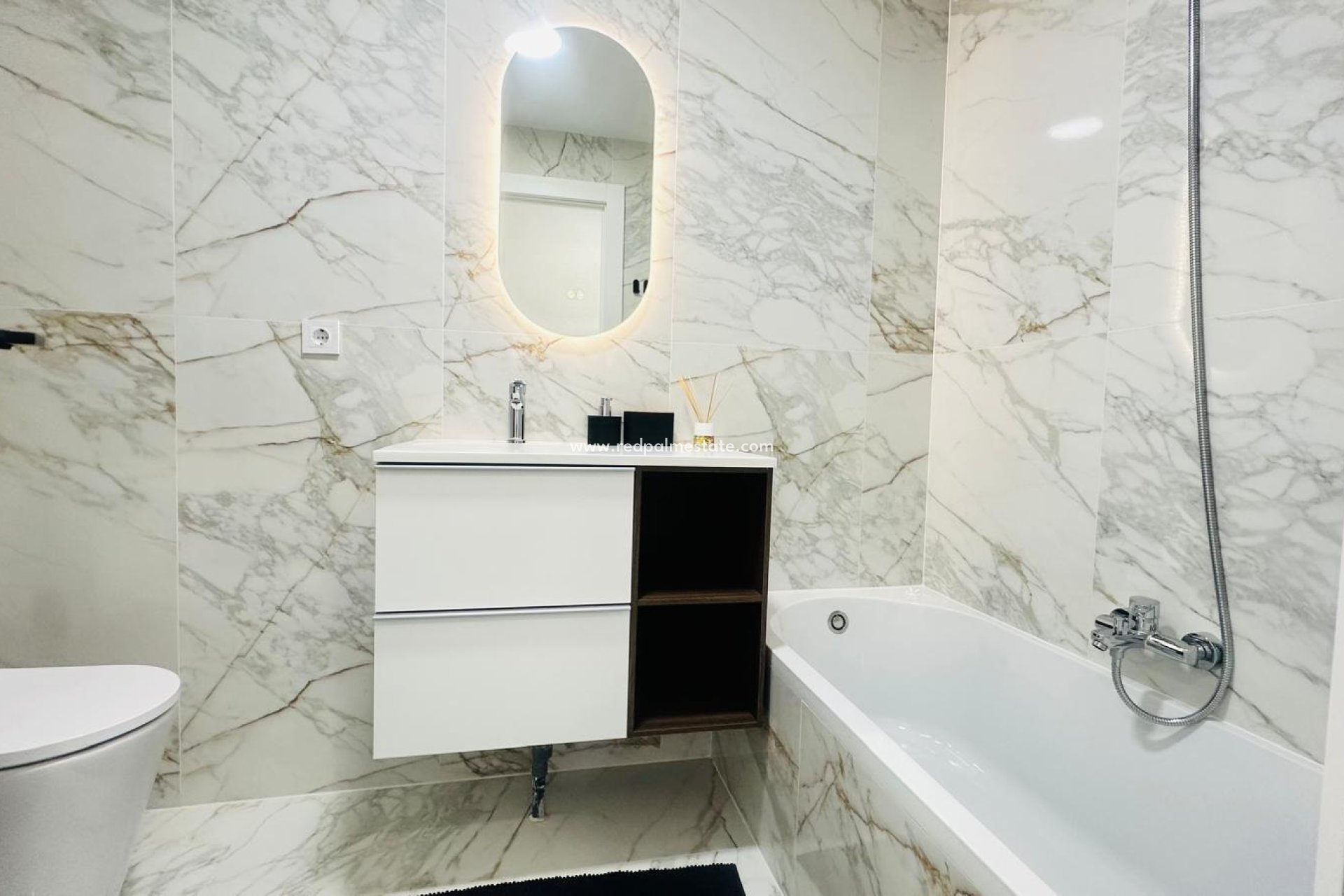 Reventa - Apartmentos -
Torrevieja - Playa del Cura