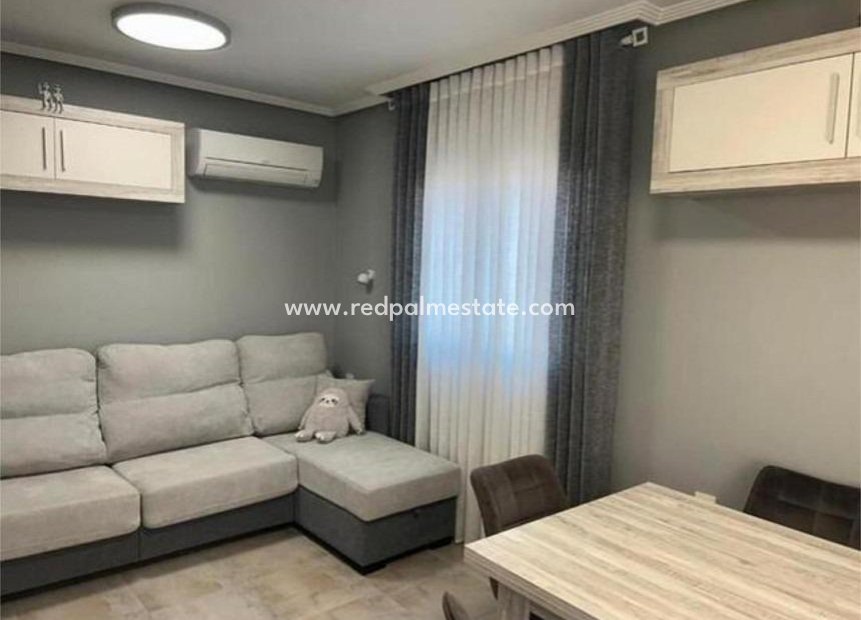 Reventa - Apartmentos -
Torrevieja - Playa del cura