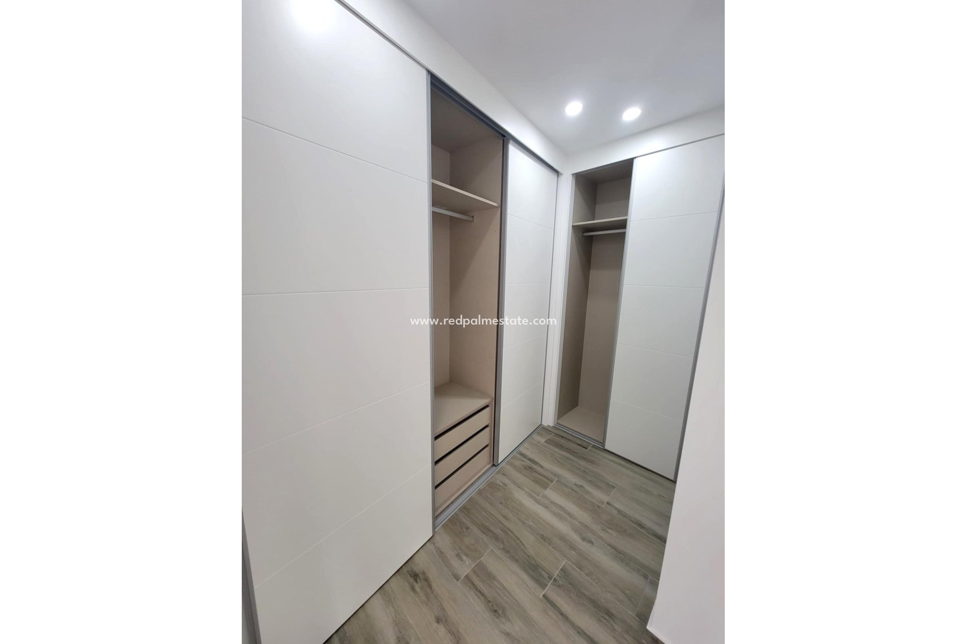 Reventa - Apartmentos -
Torrevieja - Playa del Cura