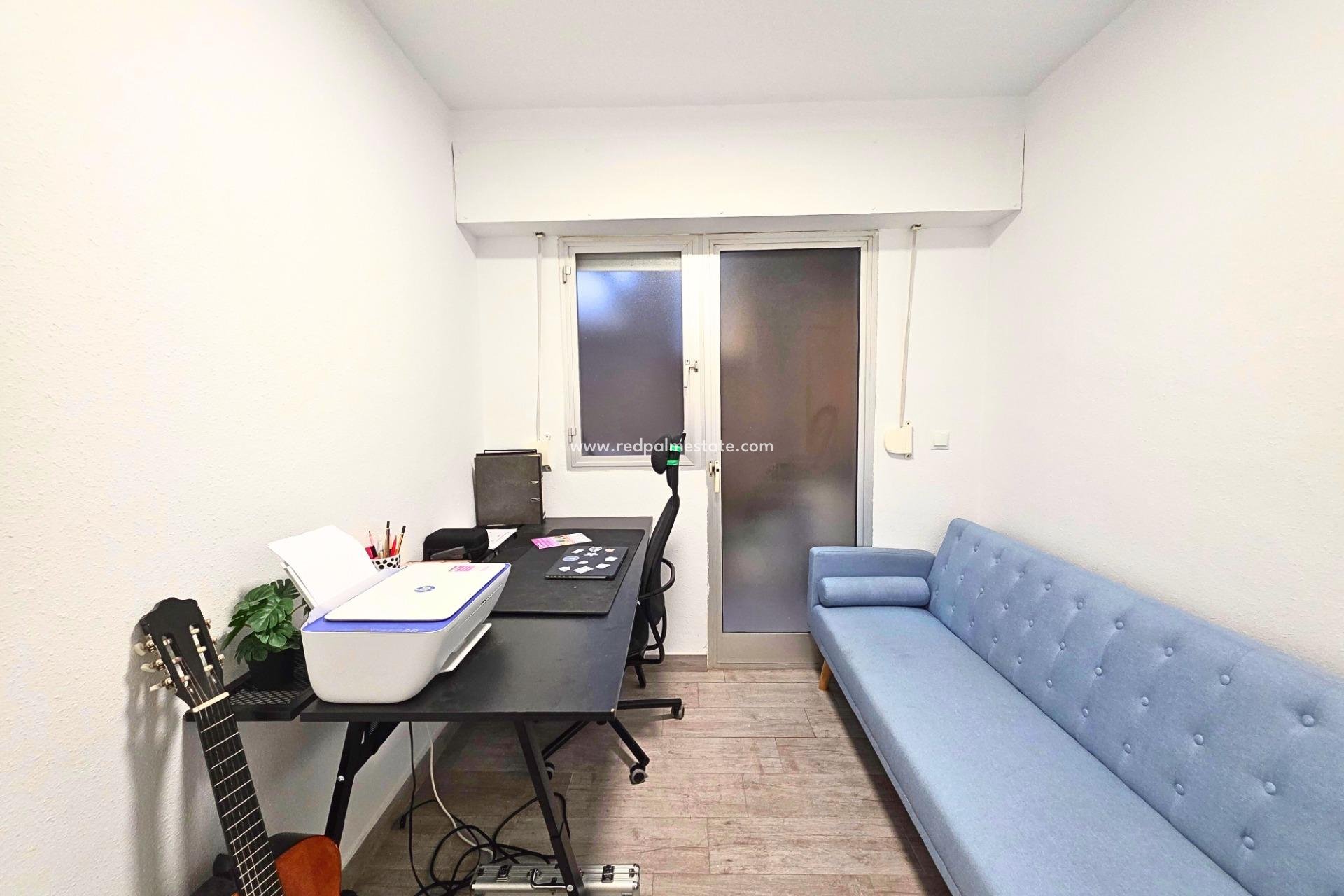 Reventa - Apartmentos -
Torrevieja - Playa del Cura