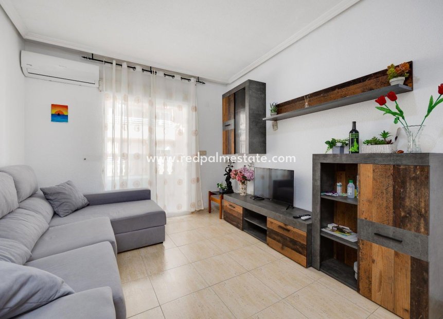 Reventa - Apartmentos -
Torrevieja - Playa del Cura