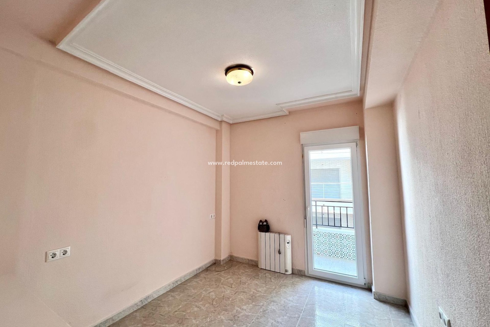 Reventa - Apartmentos -
Torrevieja - Playa del Cura