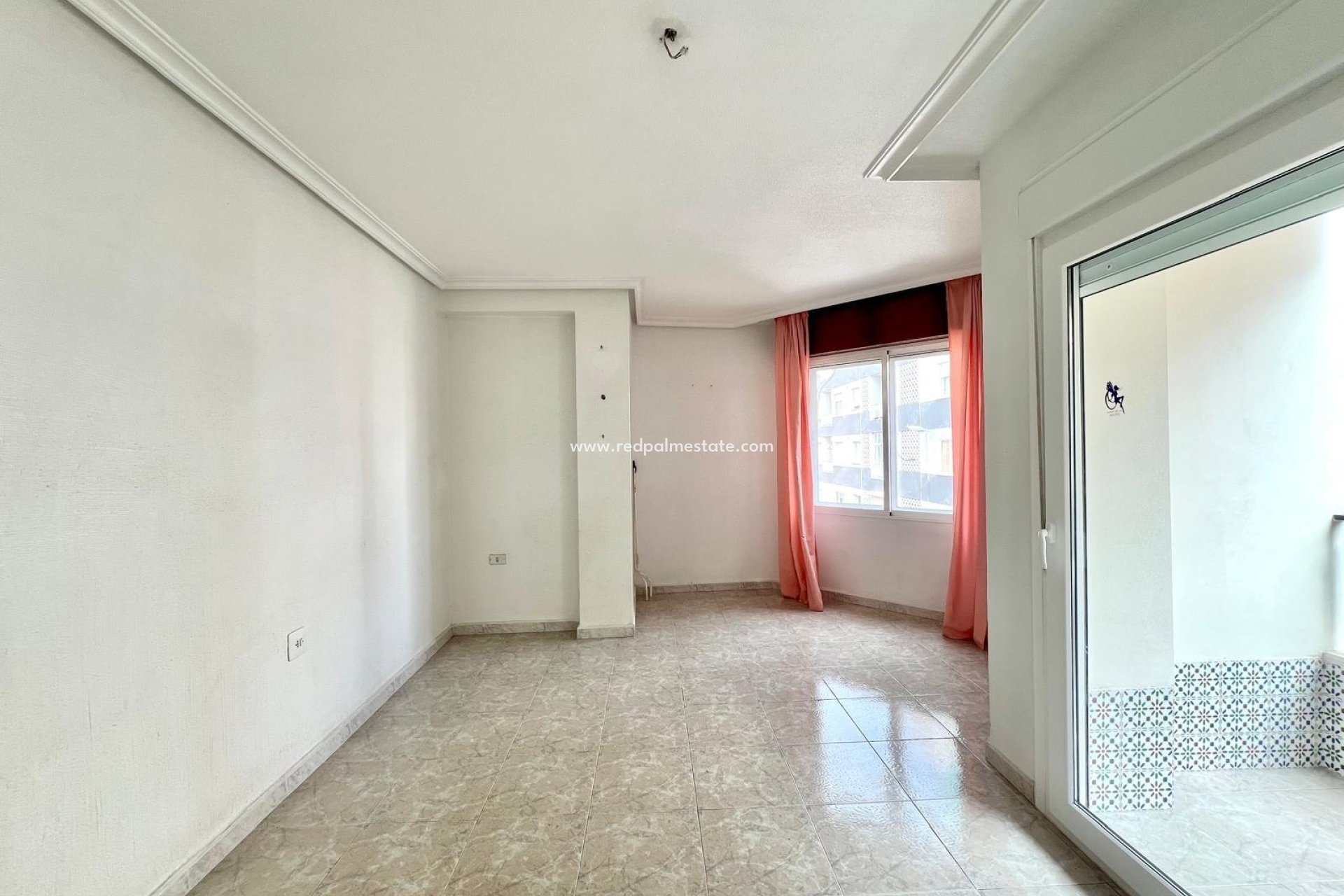 Reventa - Apartmentos -
Torrevieja - Playa del Cura
