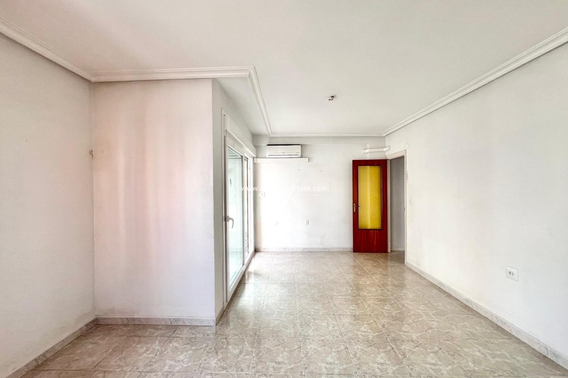 Reventa - Apartmentos -
Torrevieja - Playa del Cura