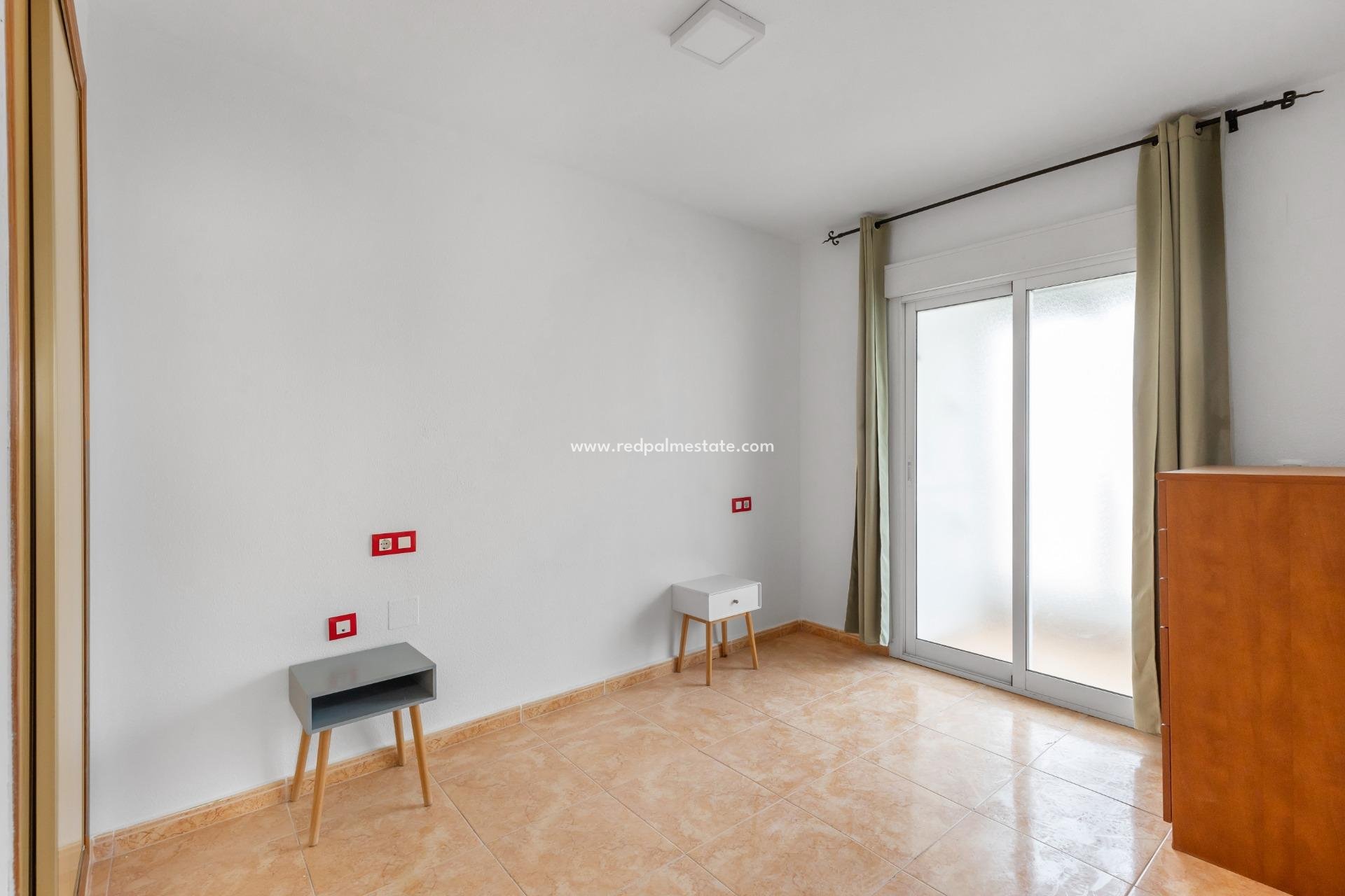 Reventa - Apartmentos -
Torrevieja - Playa del Cura