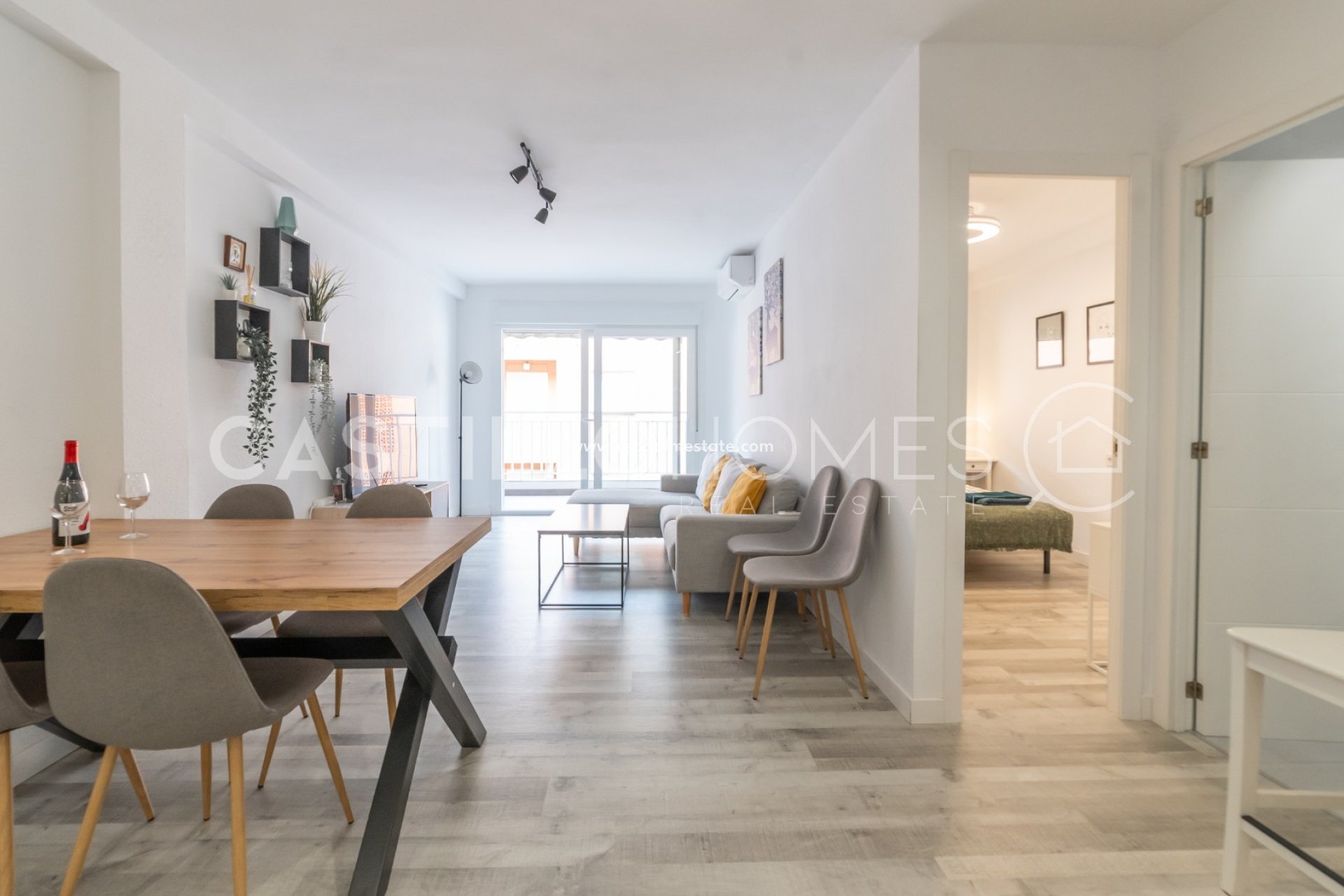 Reventa - Apartmentos -
Torrevieja - Playa del Cura