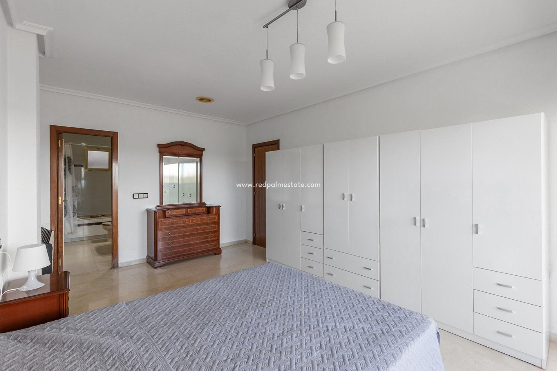 Reventa - Apartmentos -
Torrevieja - Playa del Cura