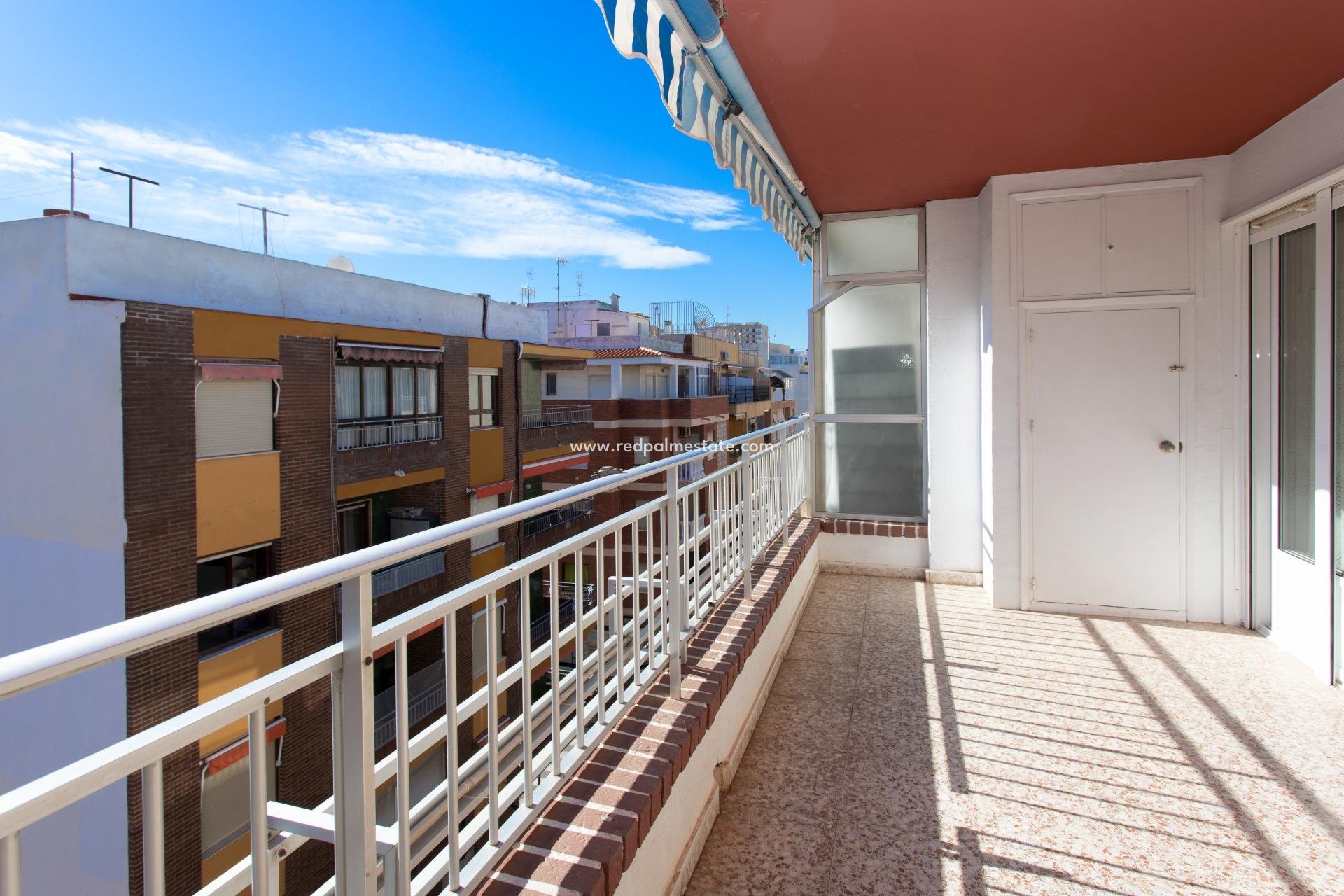 Reventa - Apartmentos -
Torrevieja - Playa del Cura