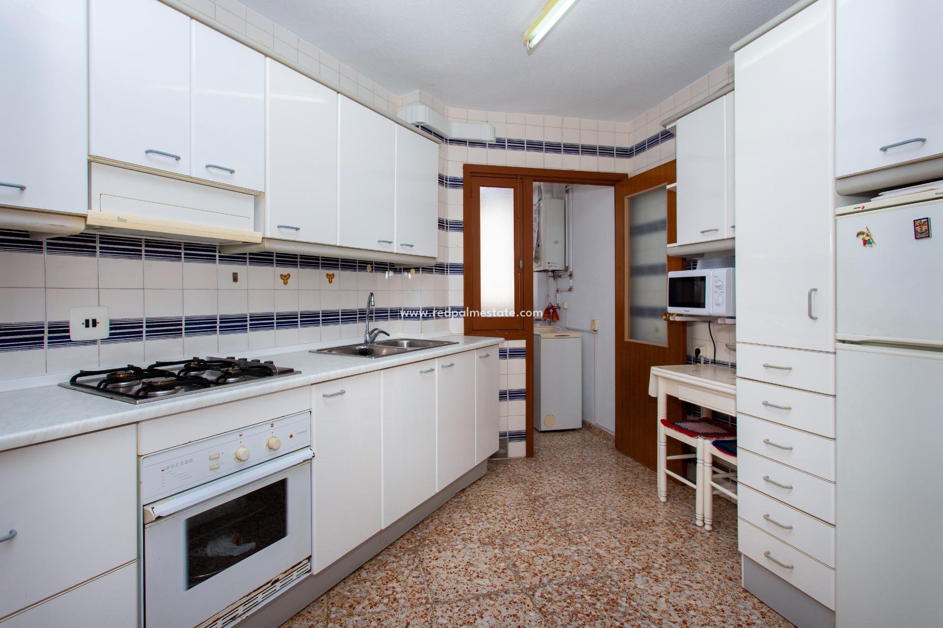 Reventa - Apartmentos -
Torrevieja - Playa del Cura
