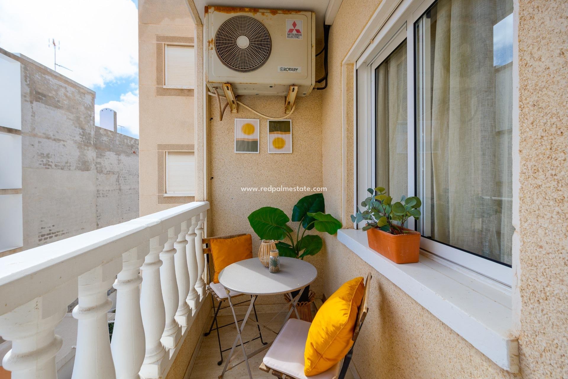 Reventa - Apartmentos -
Torrevieja - Playa del Cura