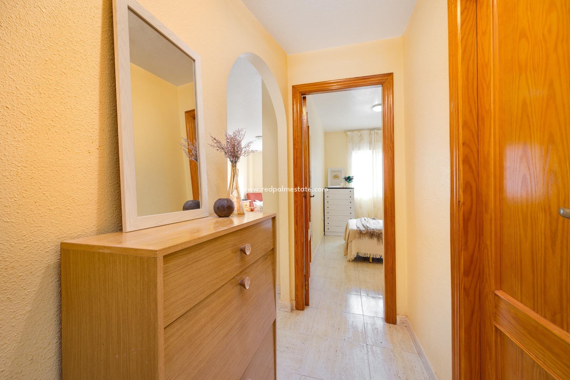 Reventa - Apartmentos -
Torrevieja - Playa del Cura