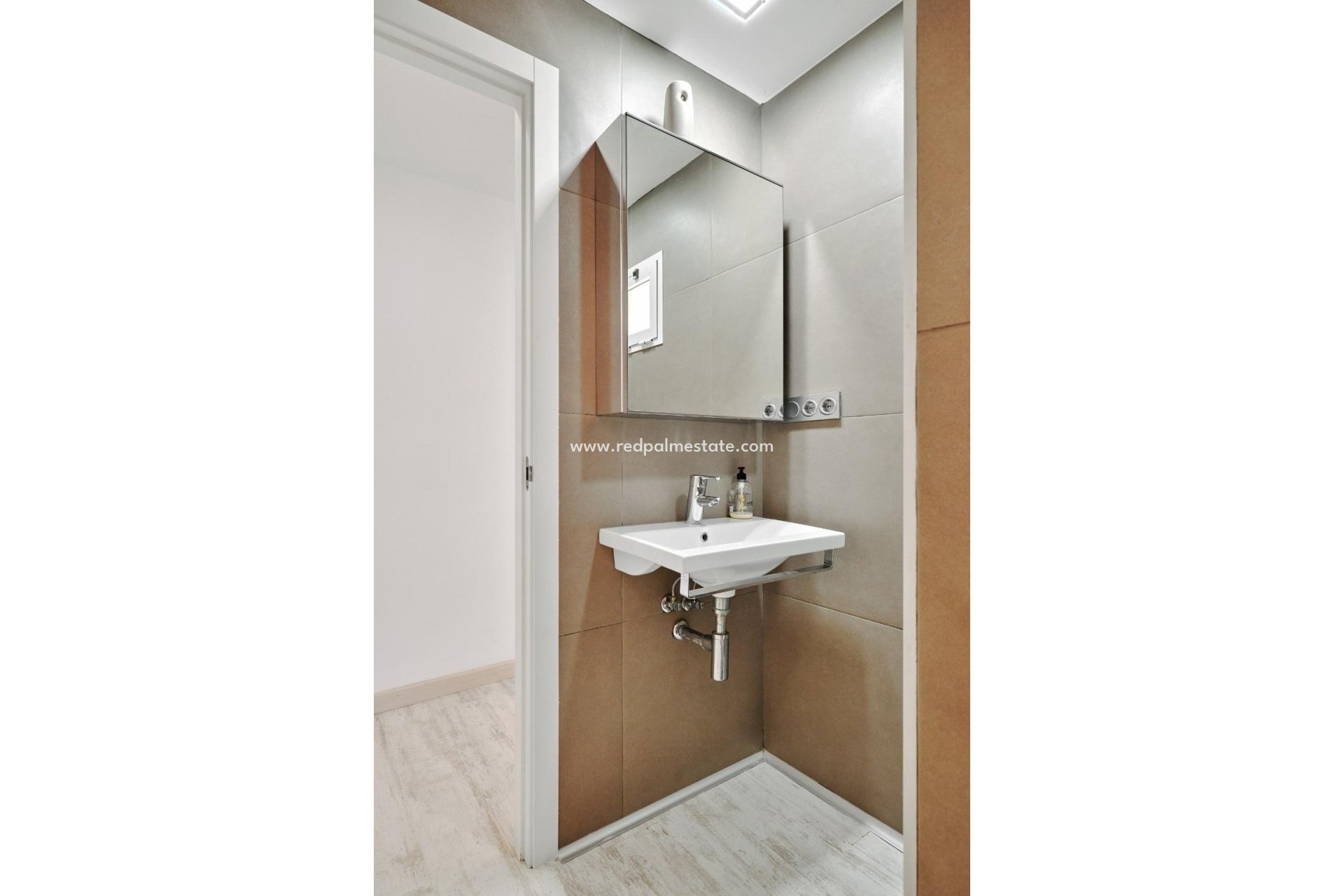 Reventa - Apartmentos -
Torrevieja - Playa del Cura