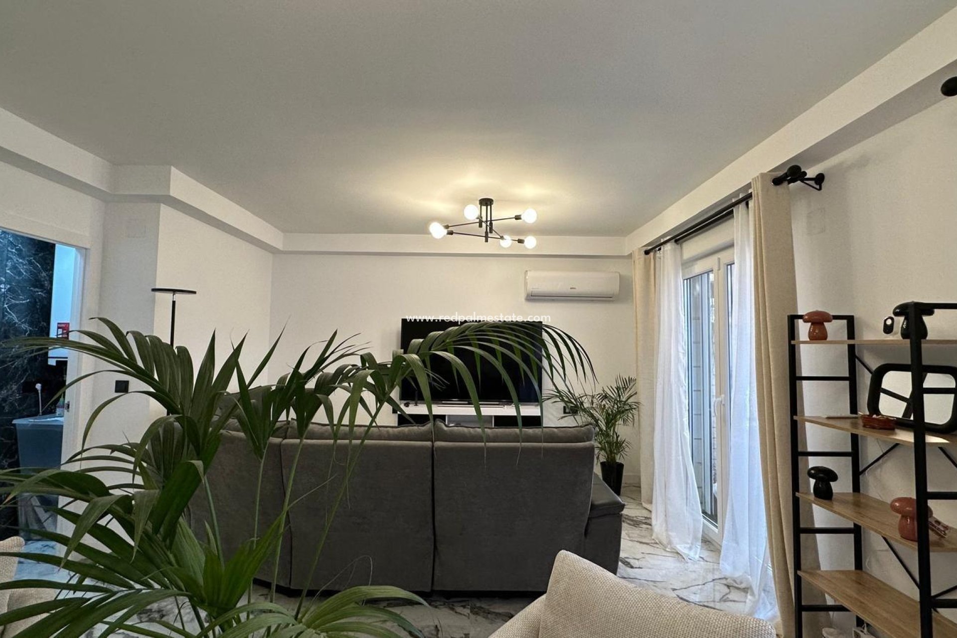 Reventa - Apartmentos -
Torrevieja - Playa del Cura