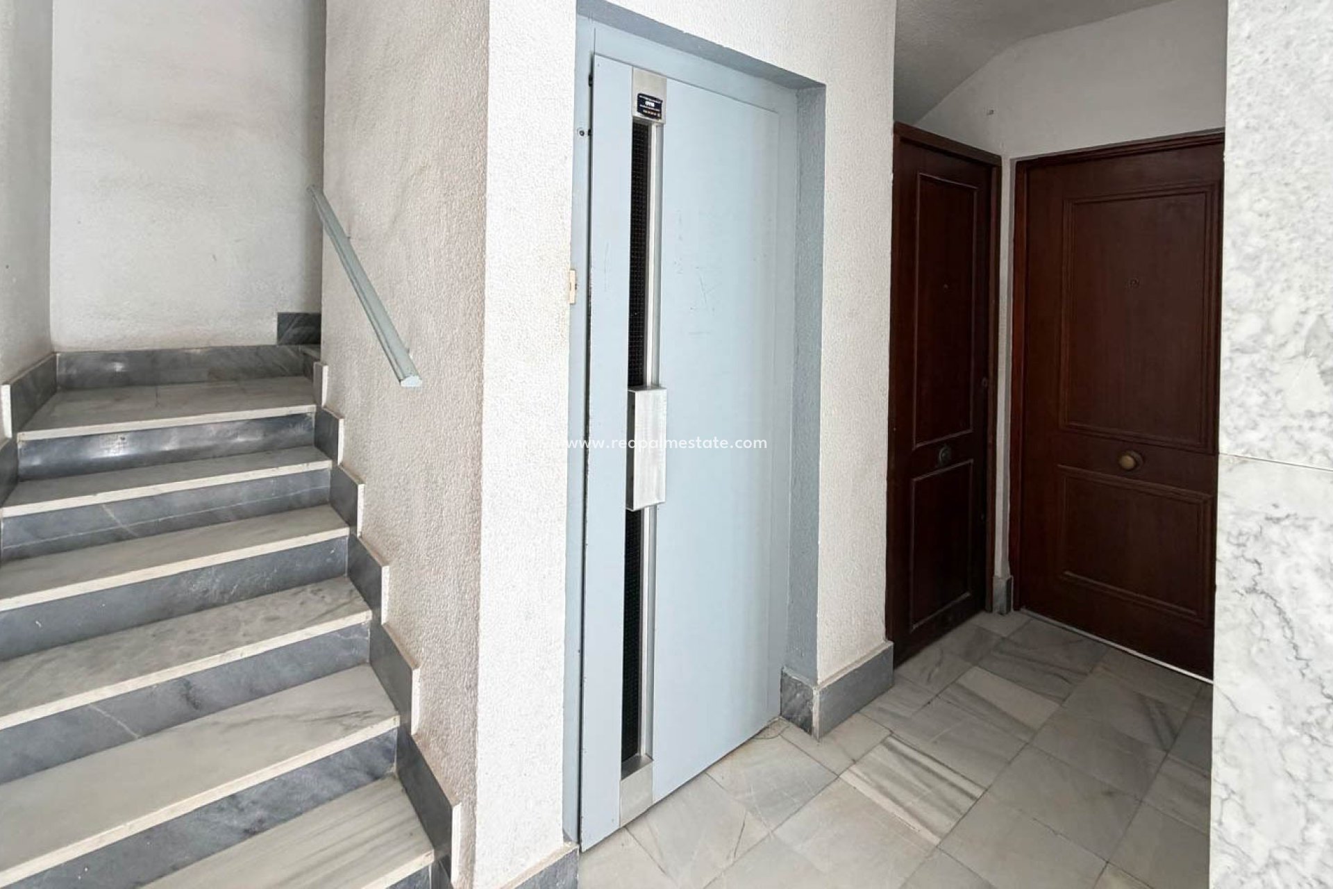 Reventa - Apartmentos -
Torrevieja - Playa del Cura