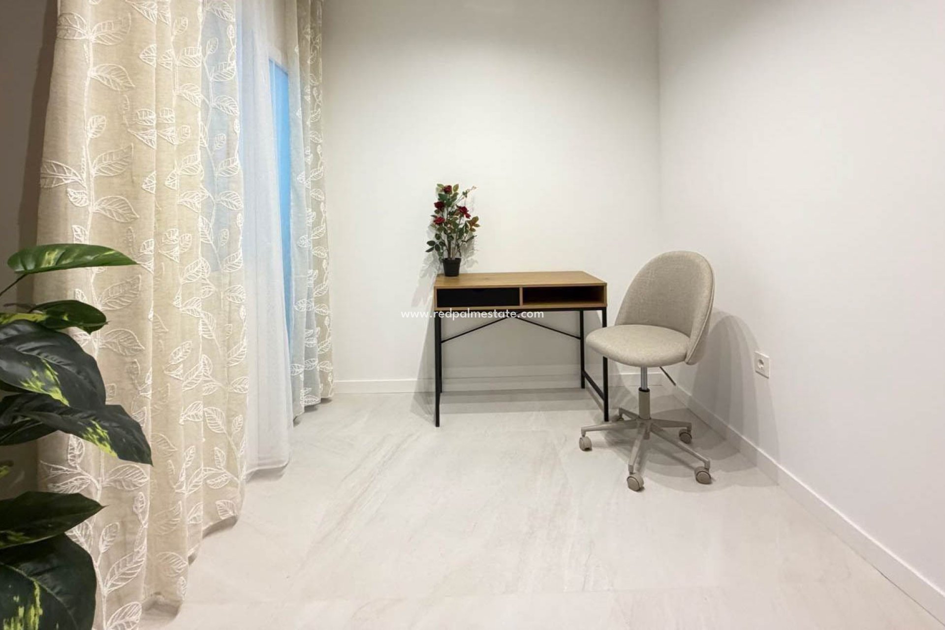 Reventa - Apartmentos -
Torrevieja - Playa del Cura