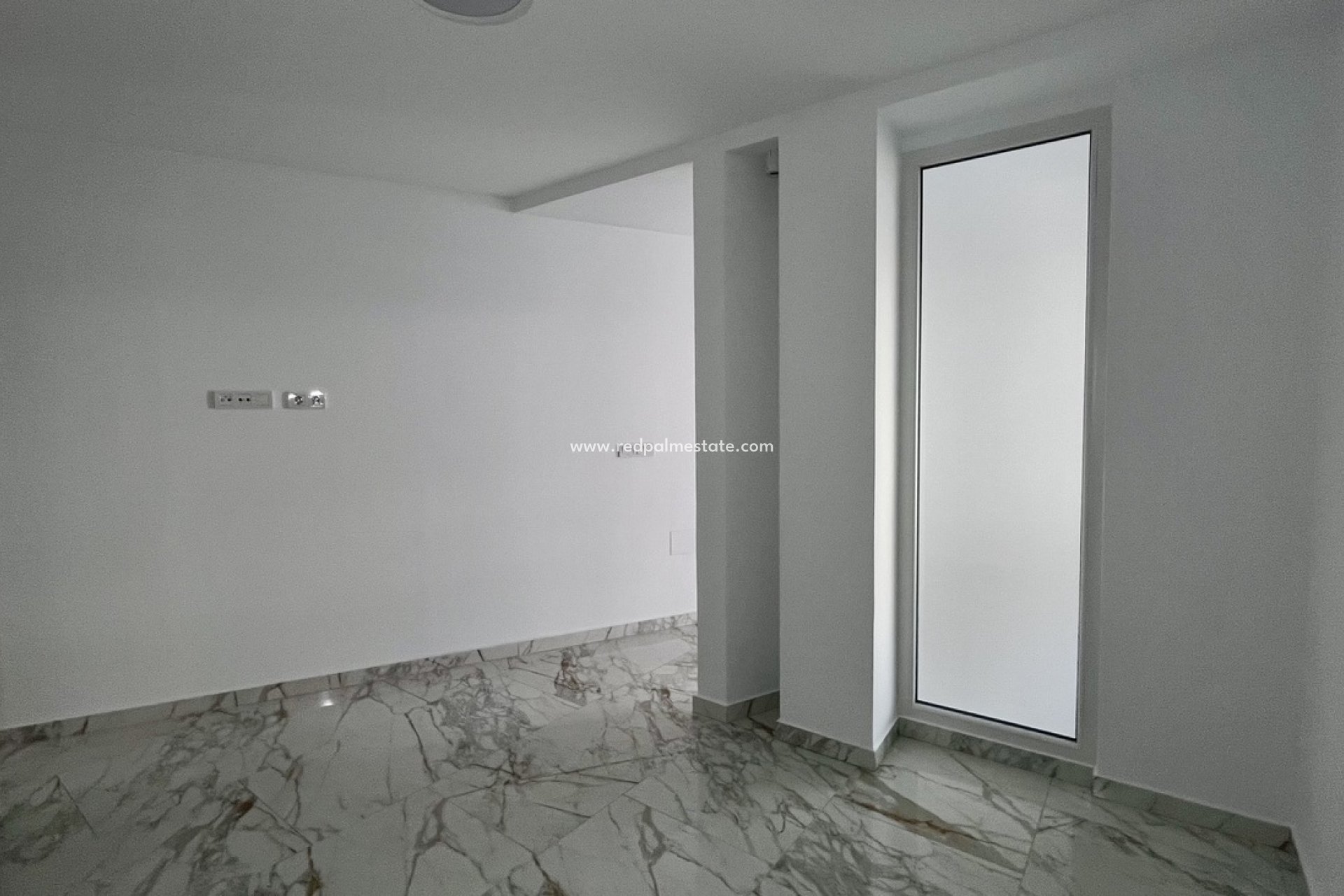 Reventa - Apartmentos -
Torrevieja - PLAYA LOS LOCOS