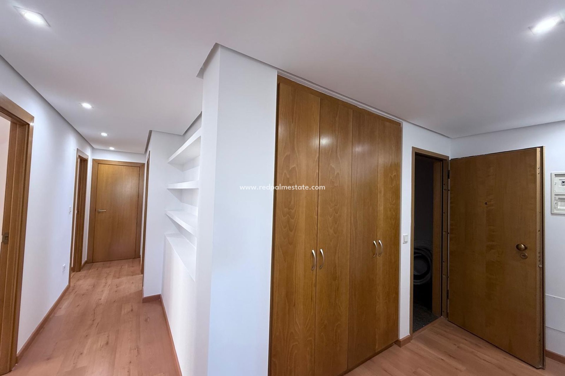 Reventa - Apartmentos -
Torrevieja - Puerto Deportivo