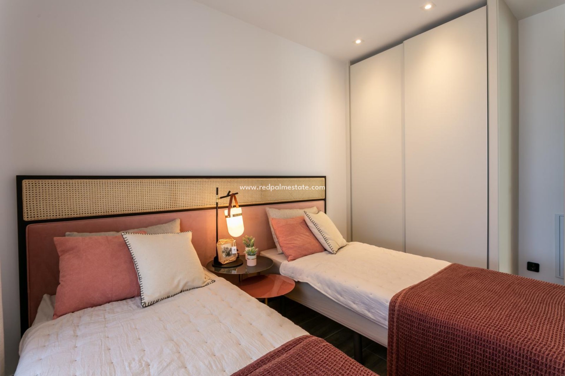 Reventa - Apartmentos -
Torrevieja - Punta prima