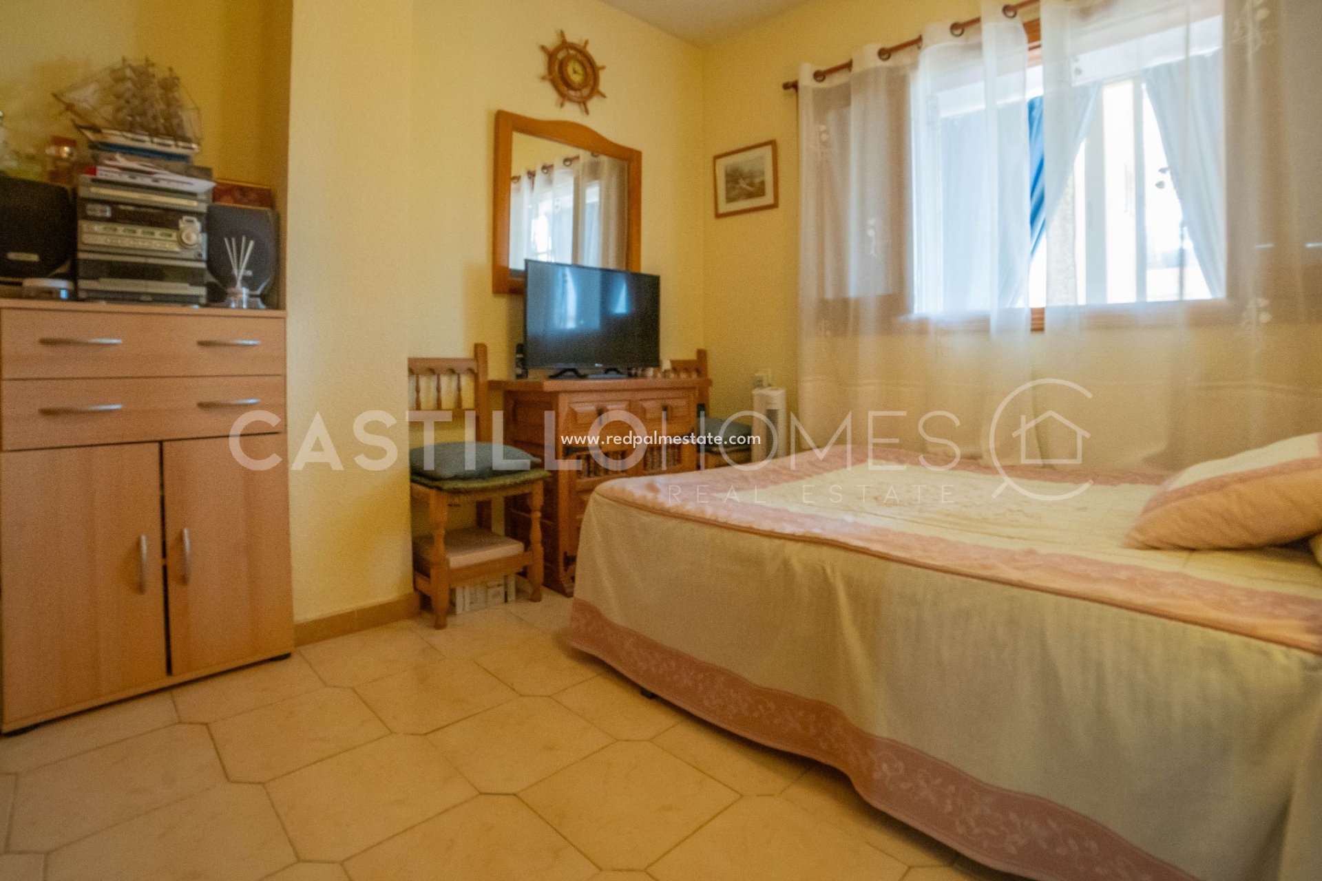 Reventa - Apartmentos -
Torrevieja - Punta prima