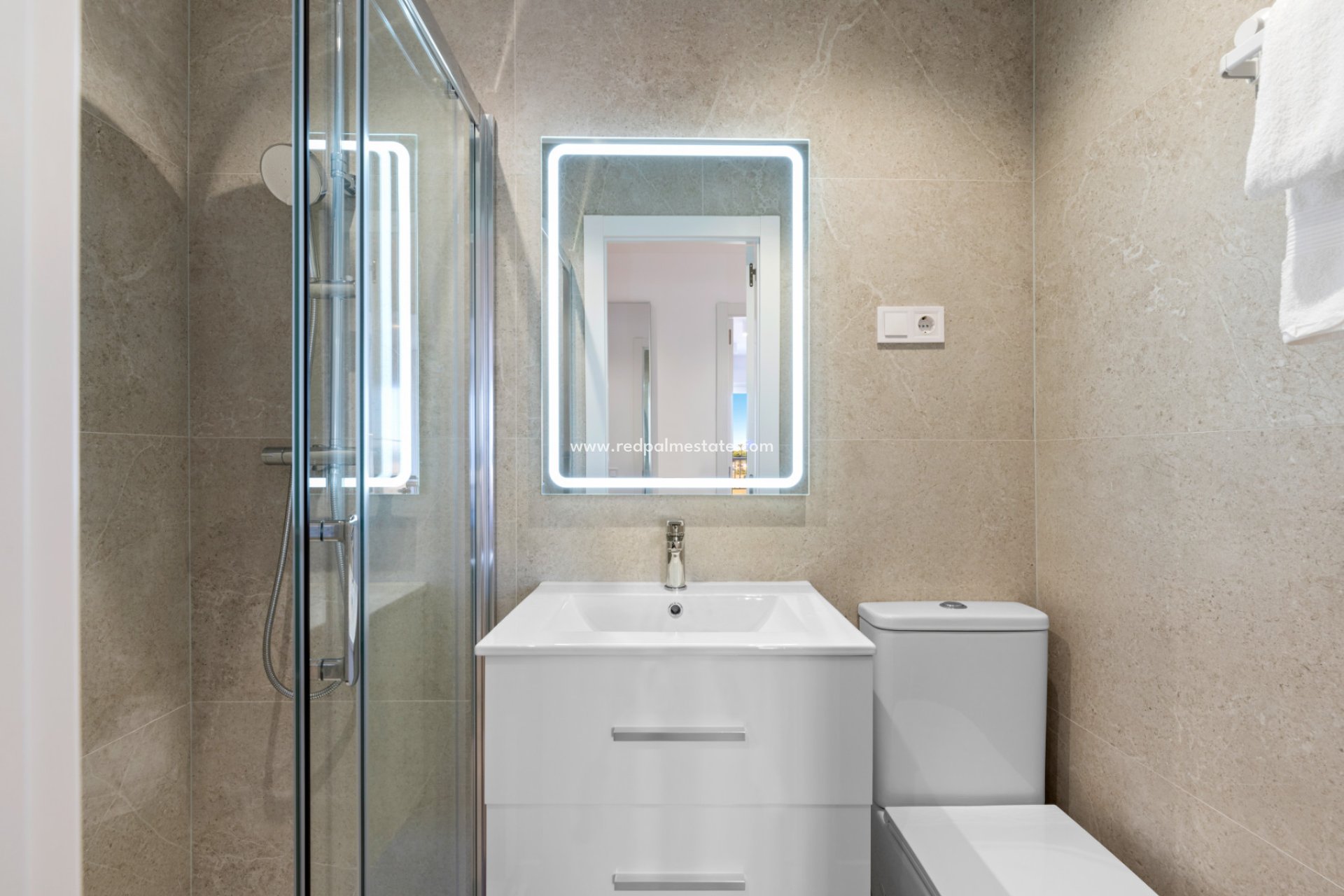 Reventa - Apartmentos -
Torrevieja - Punta prima