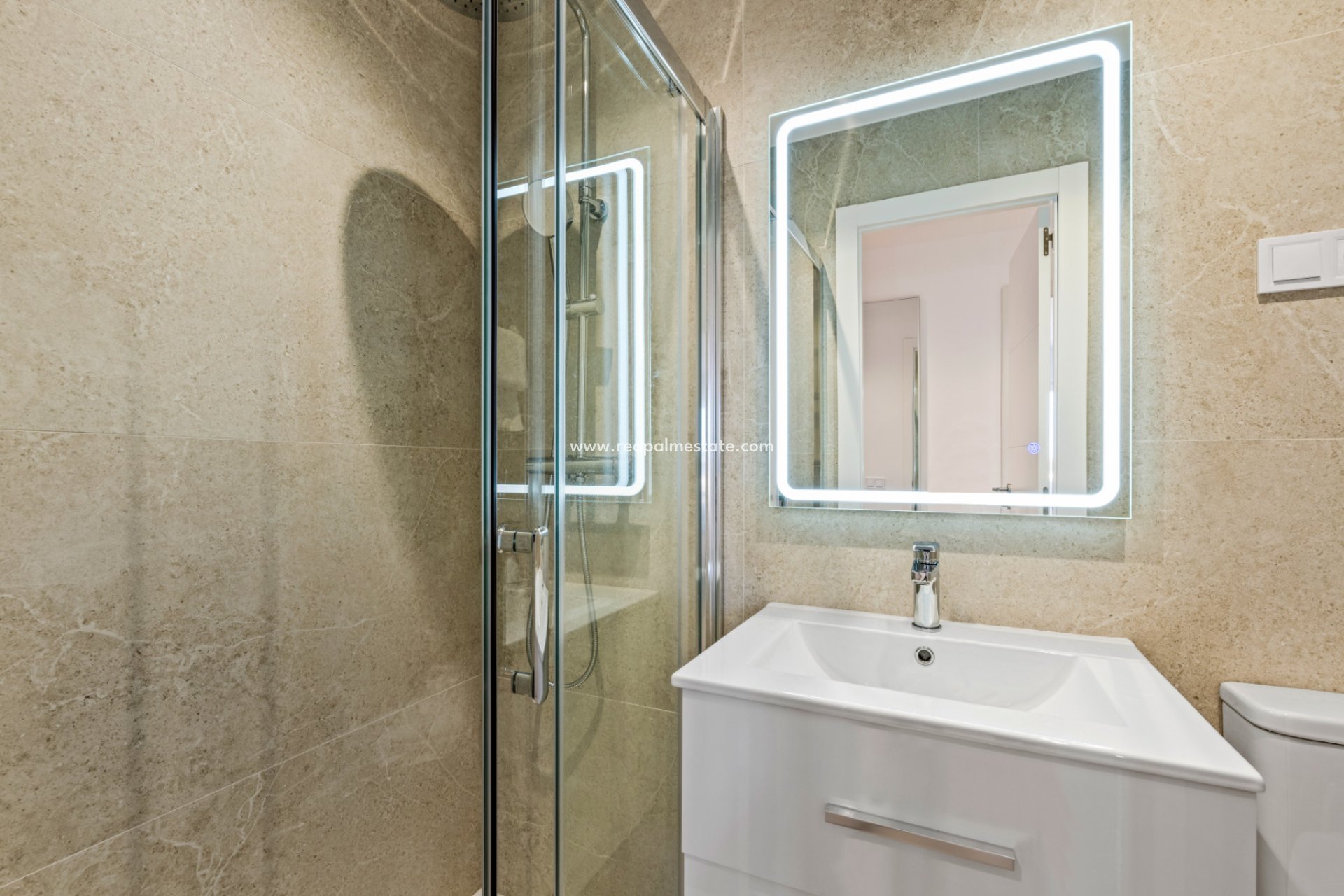 Reventa - Apartmentos -
Torrevieja - Punta prima