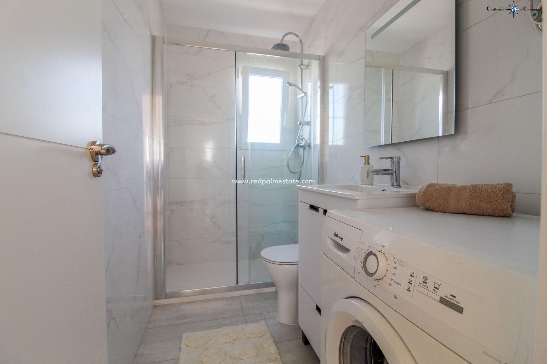 Reventa - Apartmentos -
Torrevieja - Punta prima