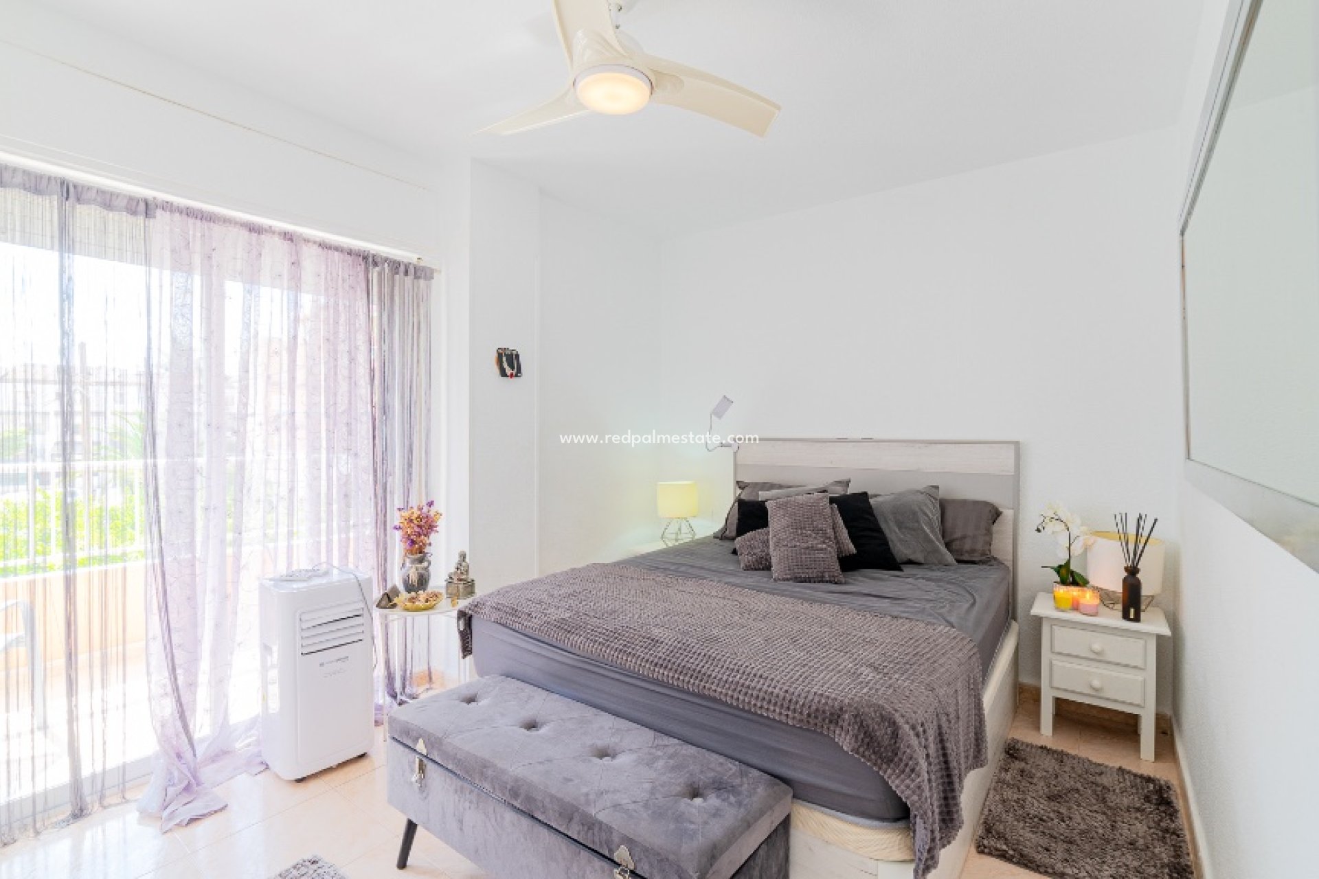 Reventa - Apartmentos -
Torrevieja - Punta prima