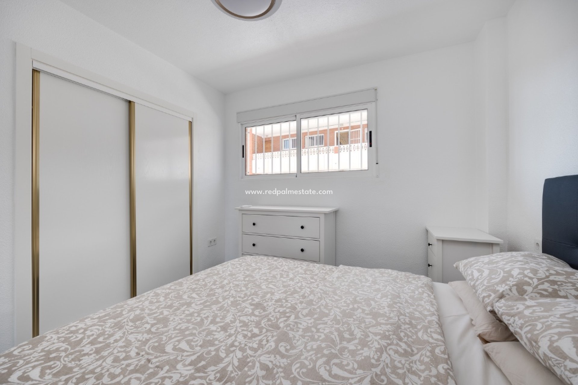 Reventa - Apartmentos -
Torrevieja - Punta prima