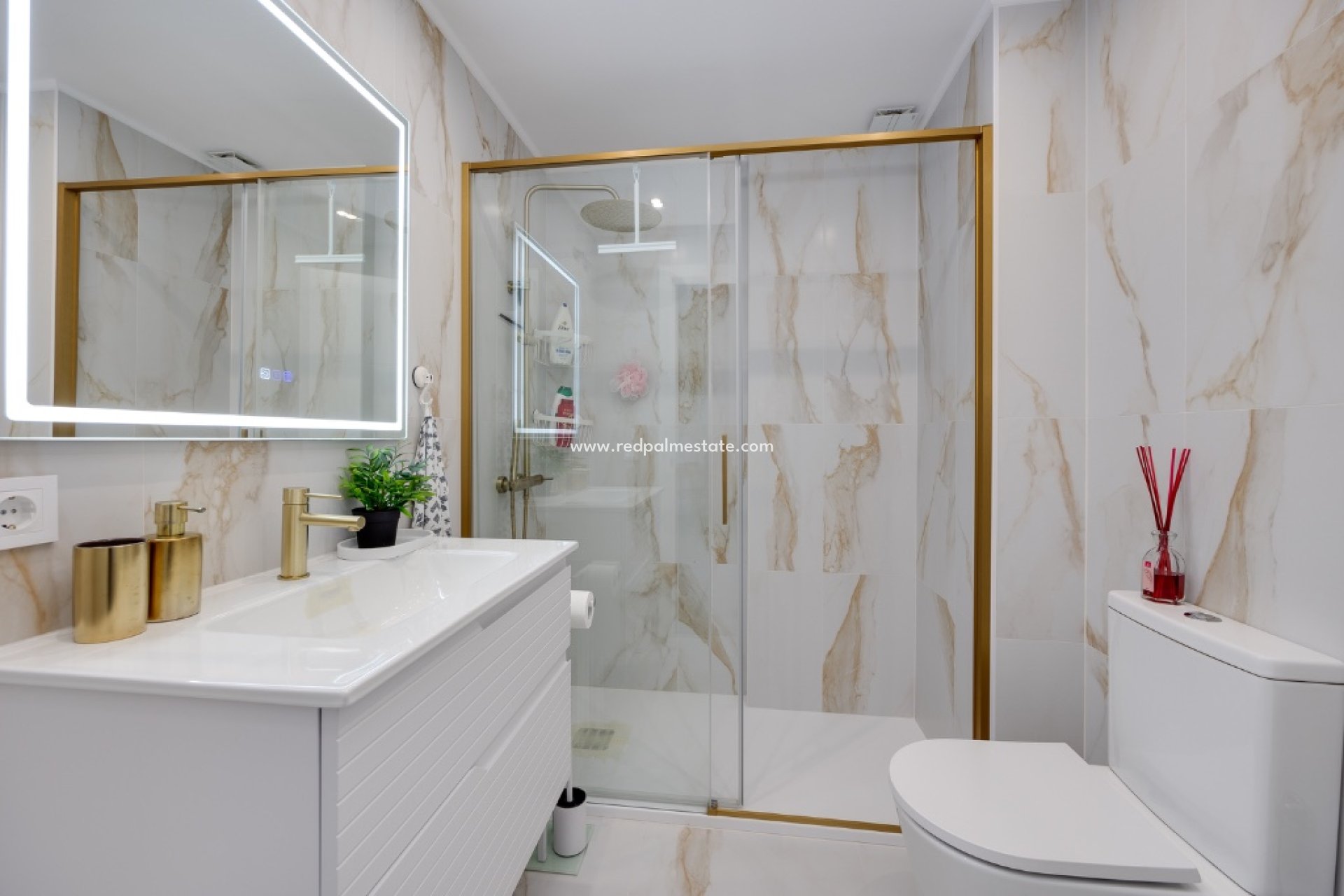 Reventa - Apartmentos -
Torrevieja - Punta prima