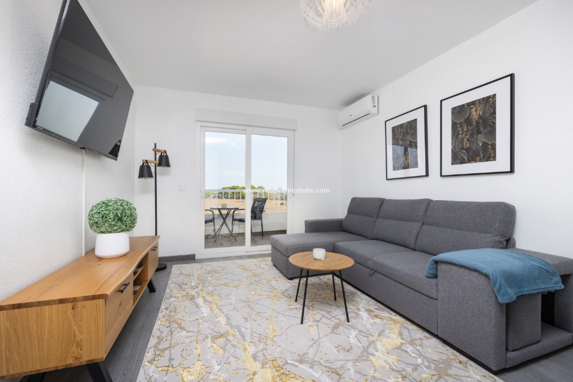 Reventa - Apartmentos -
Torrevieja - Punta prima