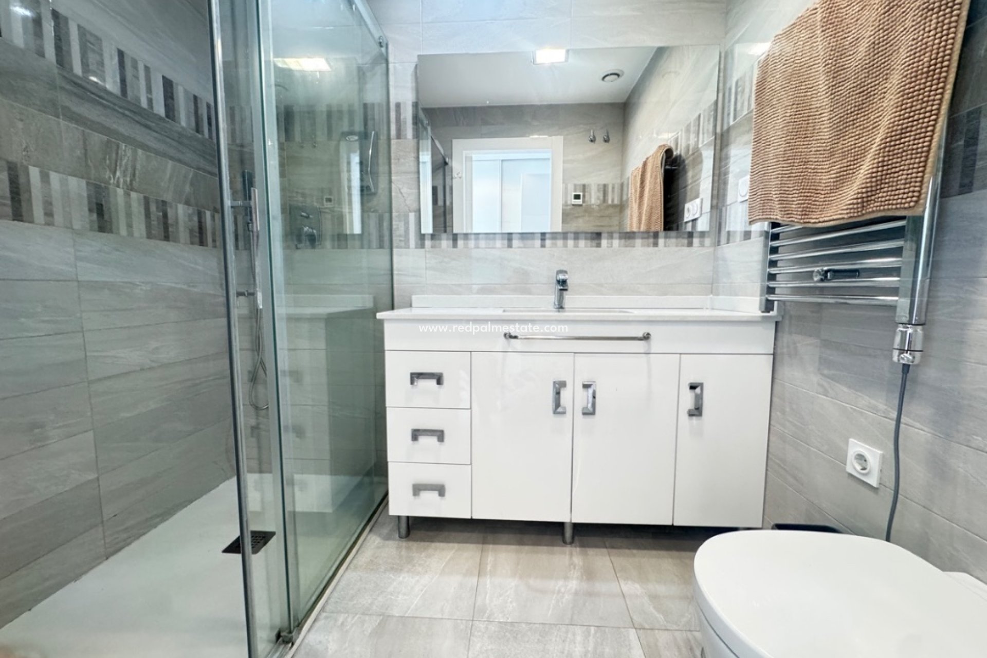 Reventa - Apartmentos -
Torrevieja - Punta prima