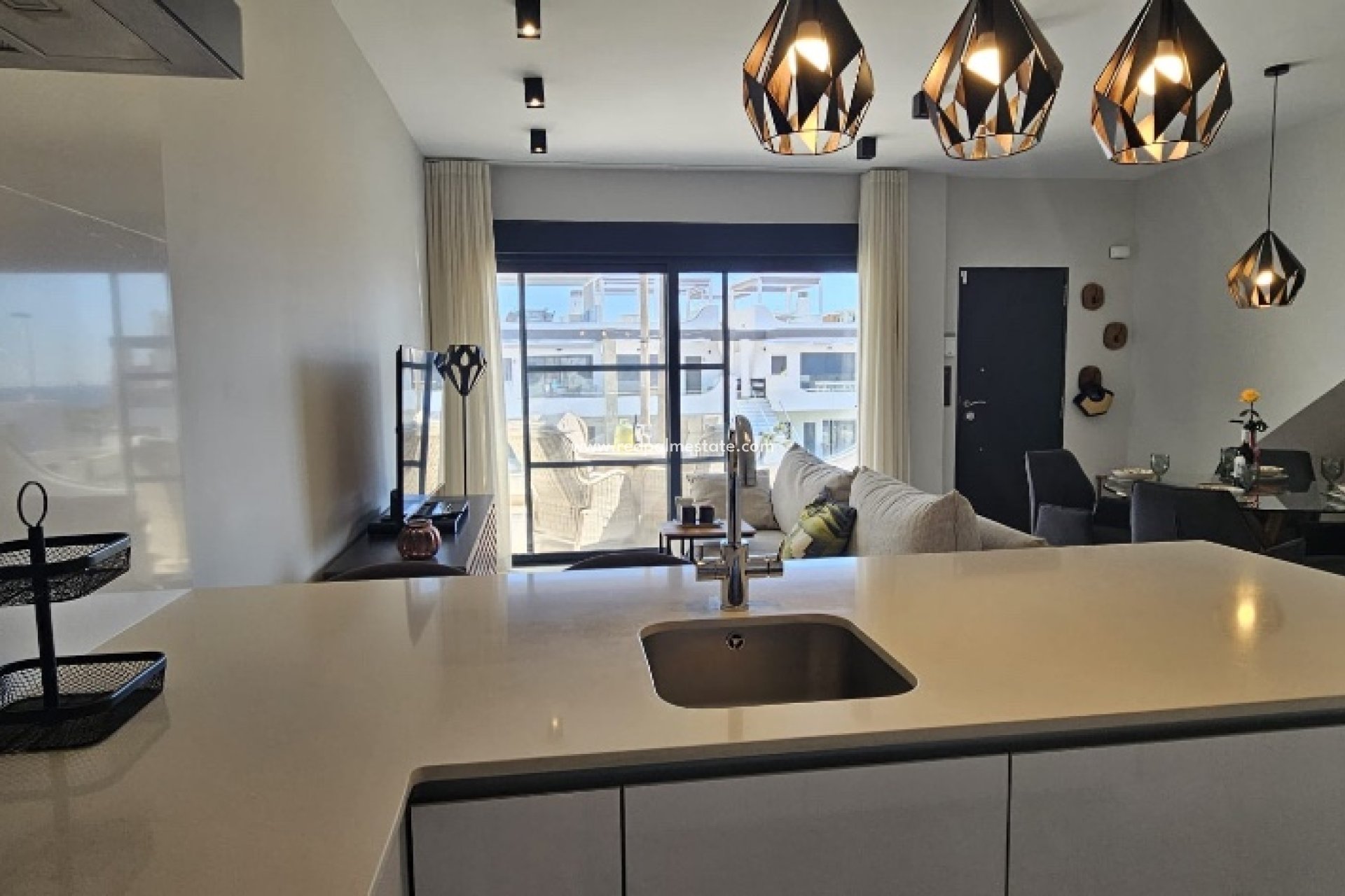 Reventa - Apartmentos -
Torrevieja - Punta prima