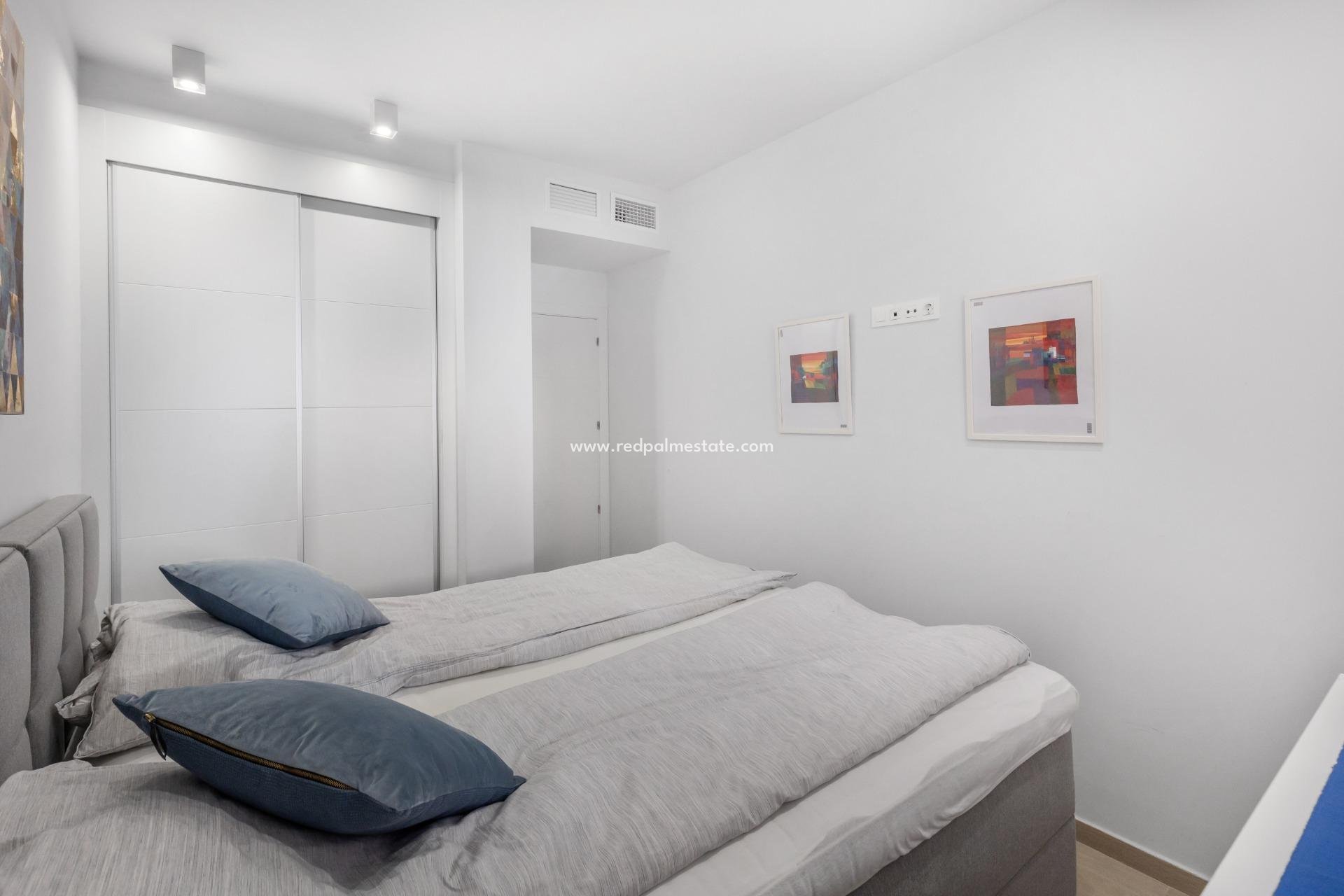 Reventa - Apartmentos -
Torrevieja - Rosaleda-los frutales