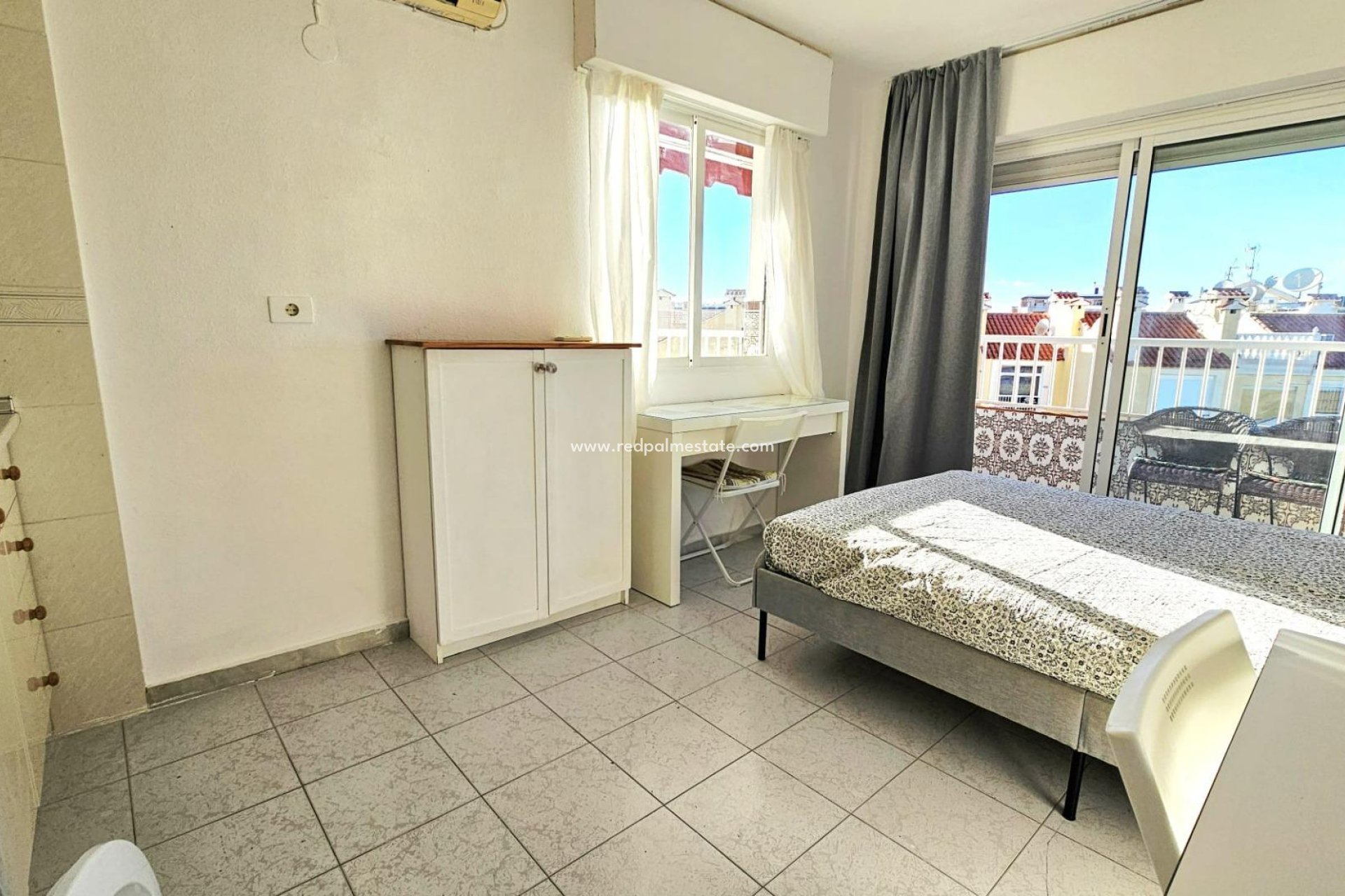 Reventa - Apartmentos -
Torrevieja - Torreblanca