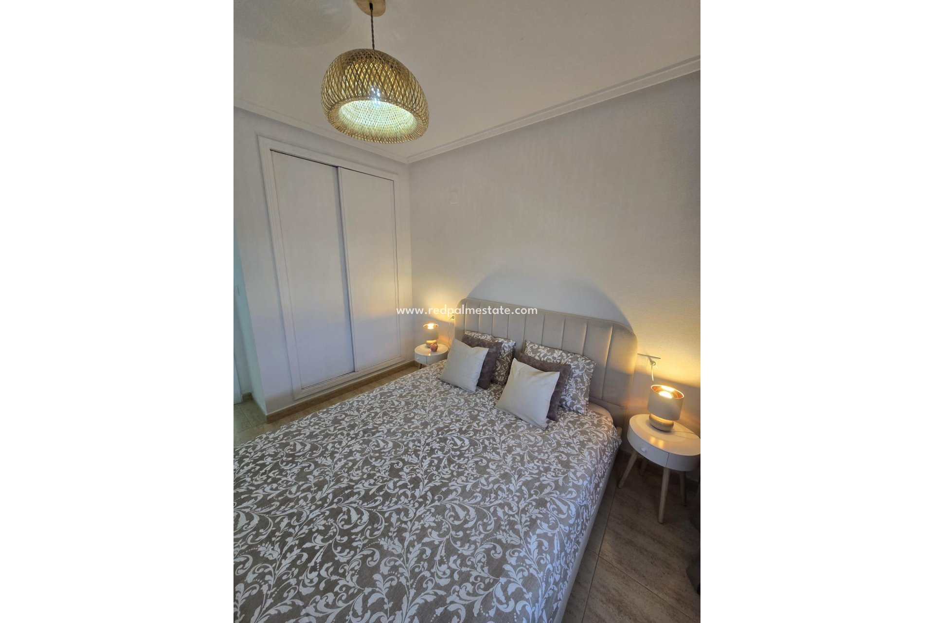 Reventa - Apartmentos -
Torrevieja - Torreblanca