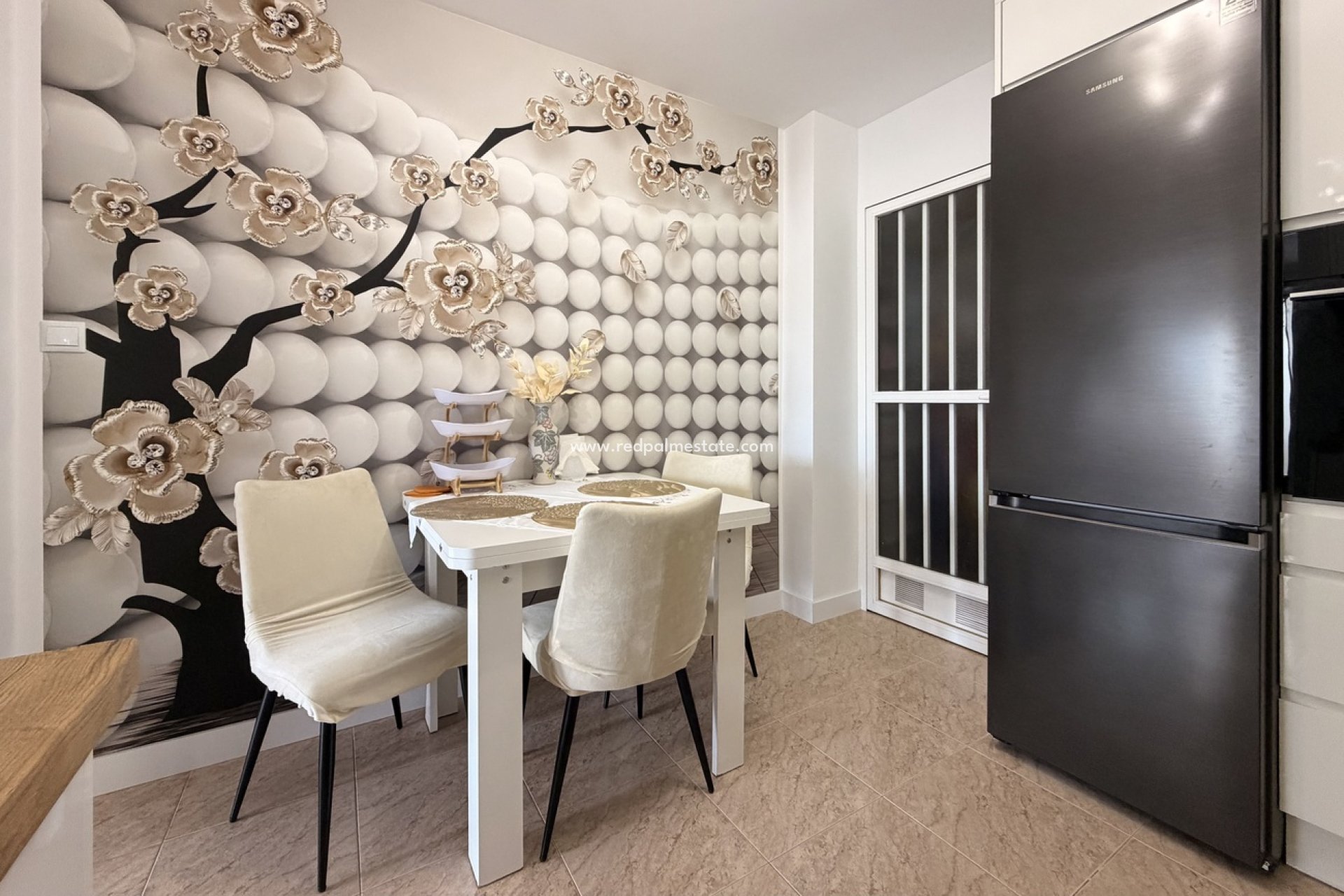 Reventa - Apartmentos -
Torrevieja - Urb. Calas Blancas III