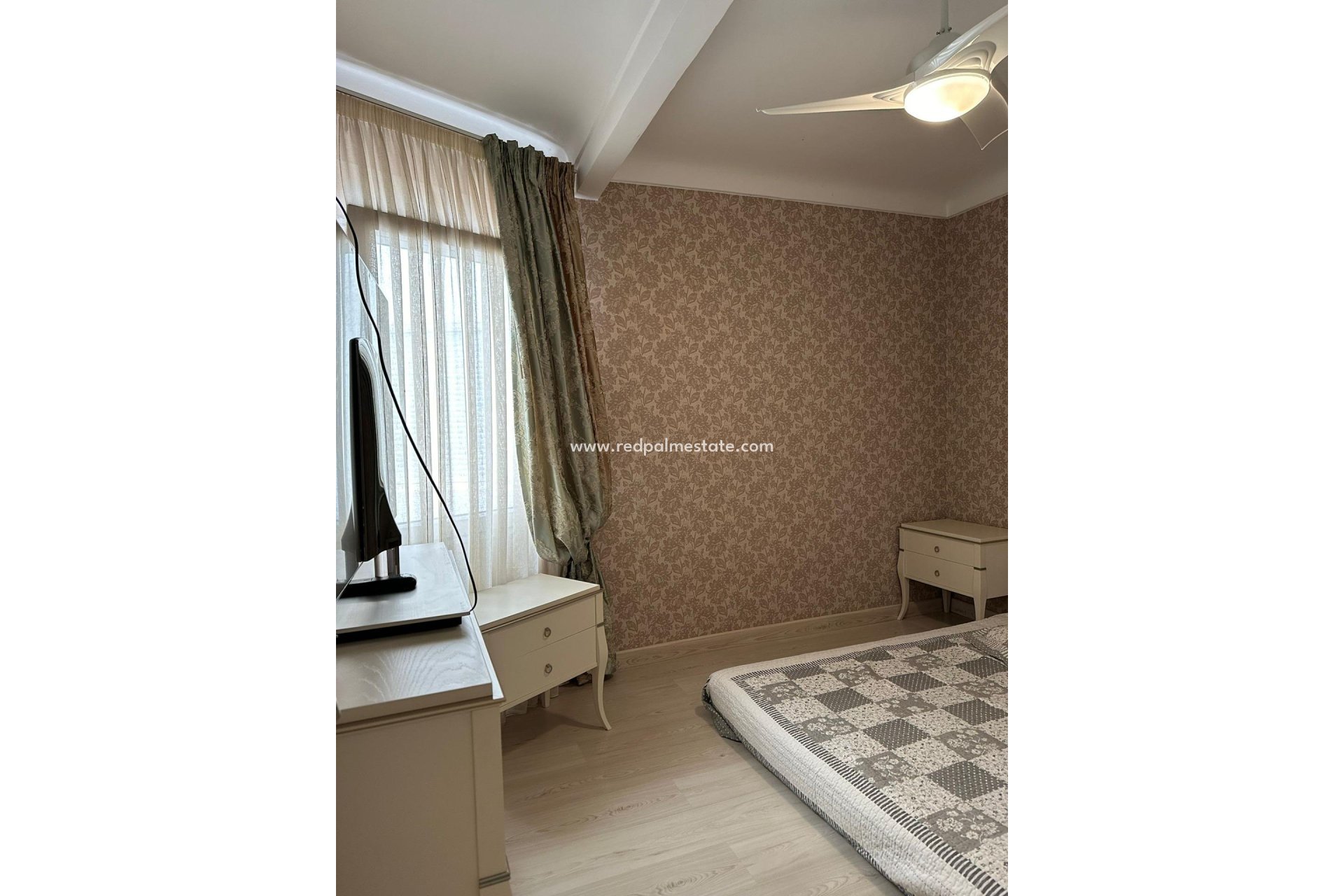 Reventa - Apartmentos -
Torrevieja