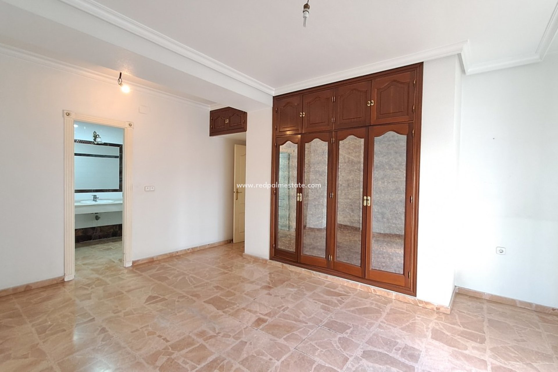 Reventa - Apartmentos -
Torrevieja