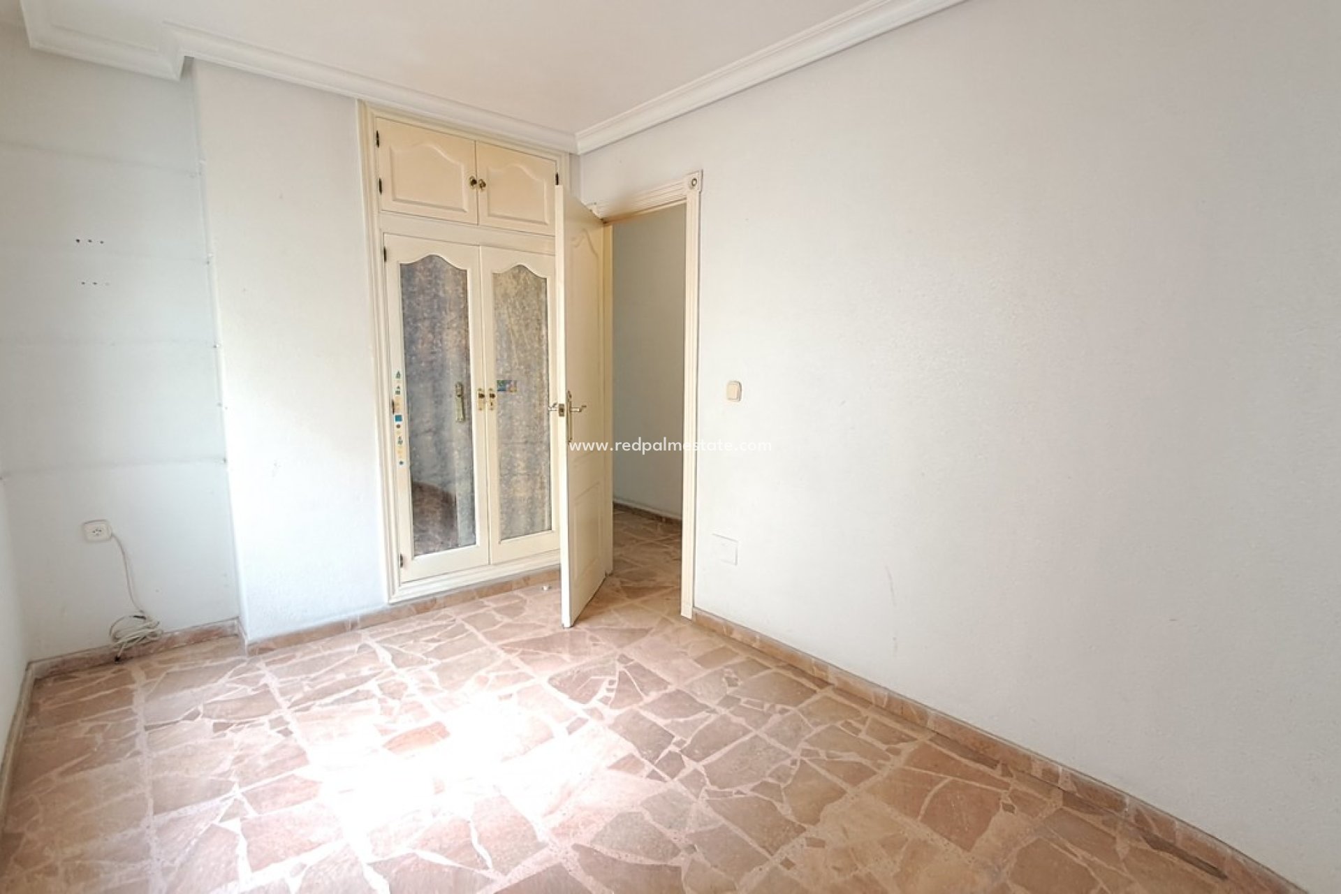 Reventa - Apartmentos -
Torrevieja