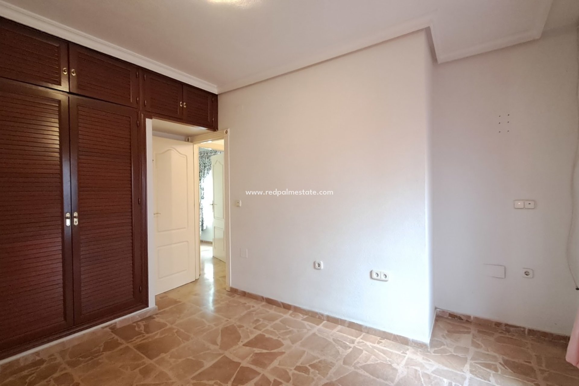 Reventa - Apartmentos -
Torrevieja