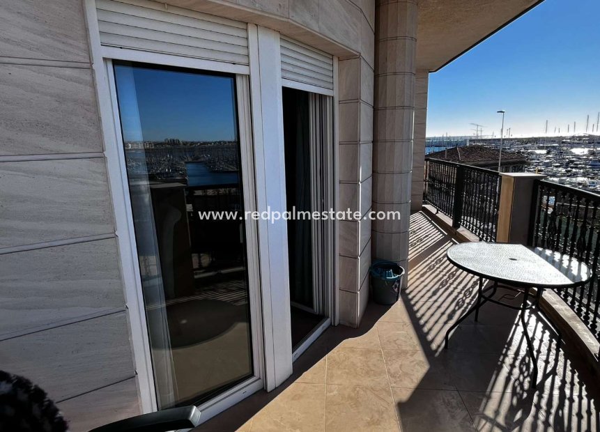Reventa - Apartmentos -
Torrevieja