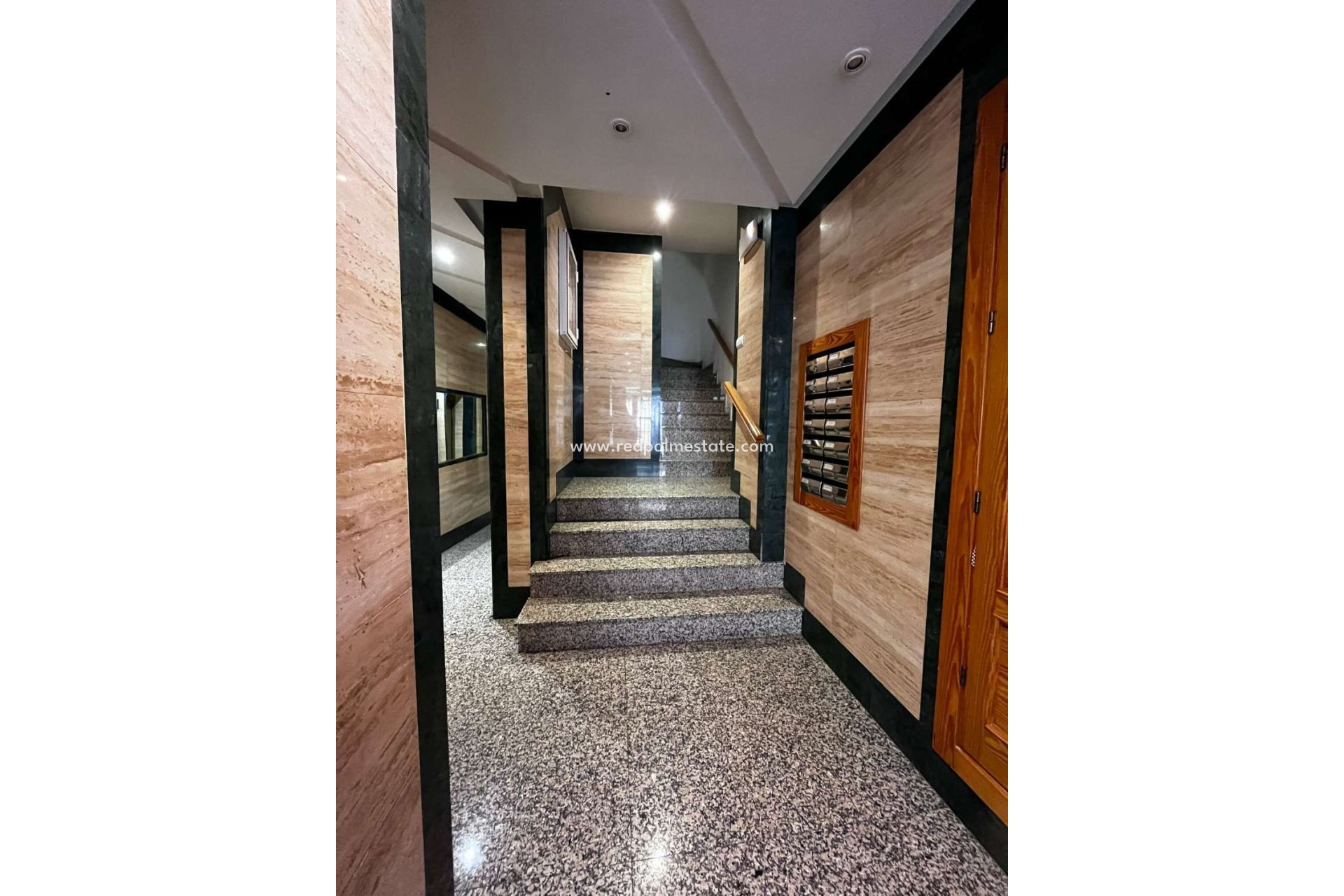 Reventa - Apartmentos -
Torrevieja