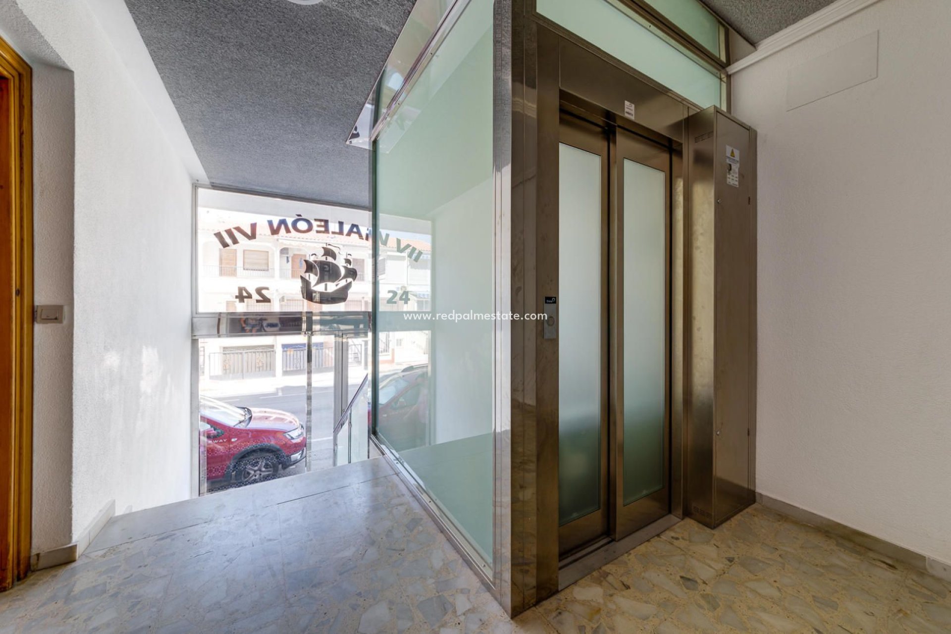 Reventa - Apartmentos -
Torrevieja