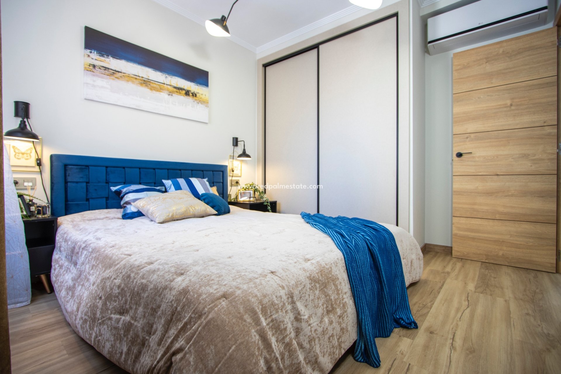 Reventa - Apartmentos -
Torrevieja