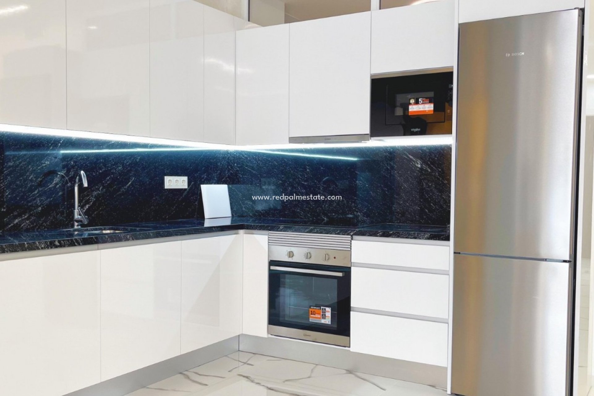 Reventa - Apartmentos -
Torrevieja