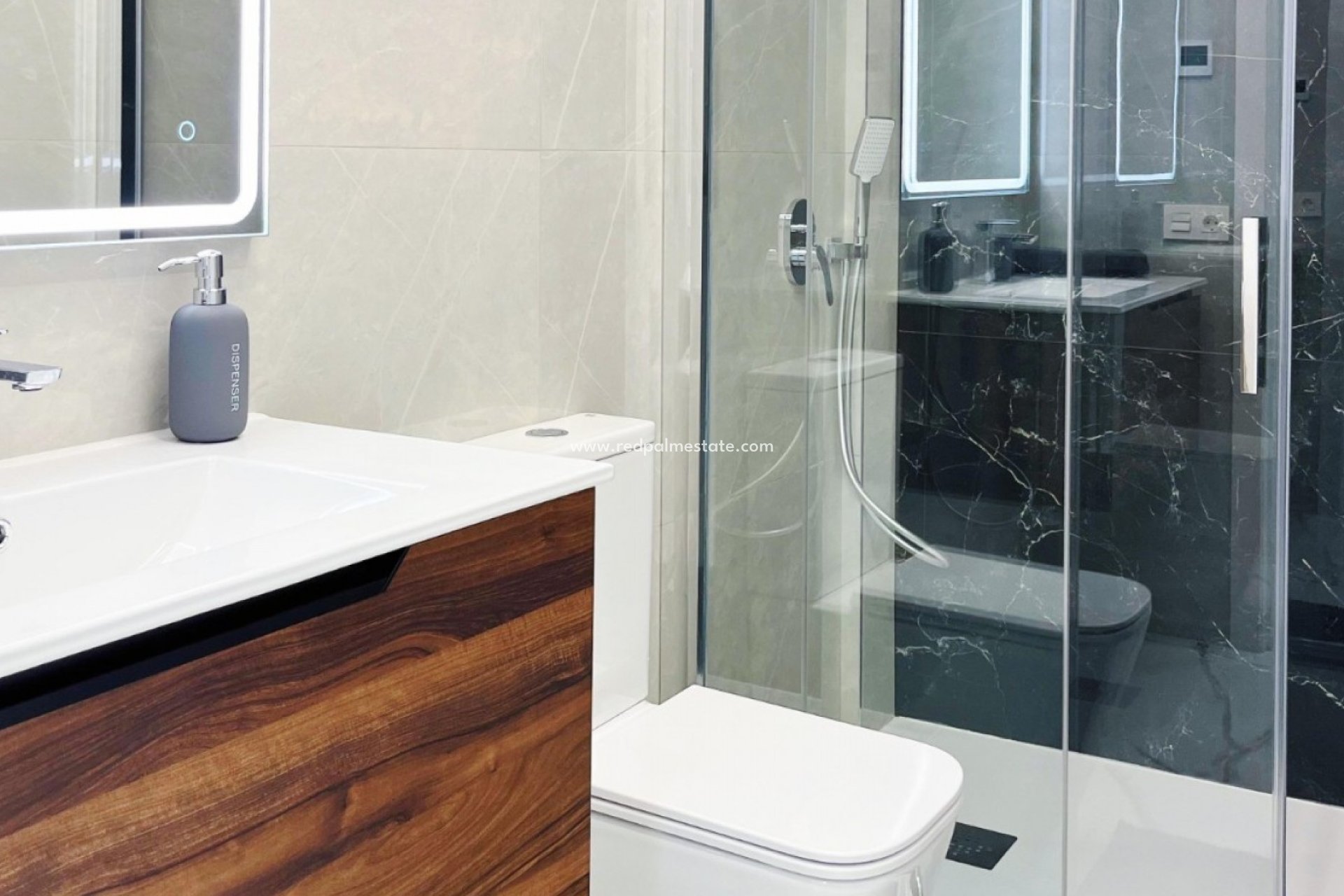 Reventa - Apartmentos -
Torrevieja