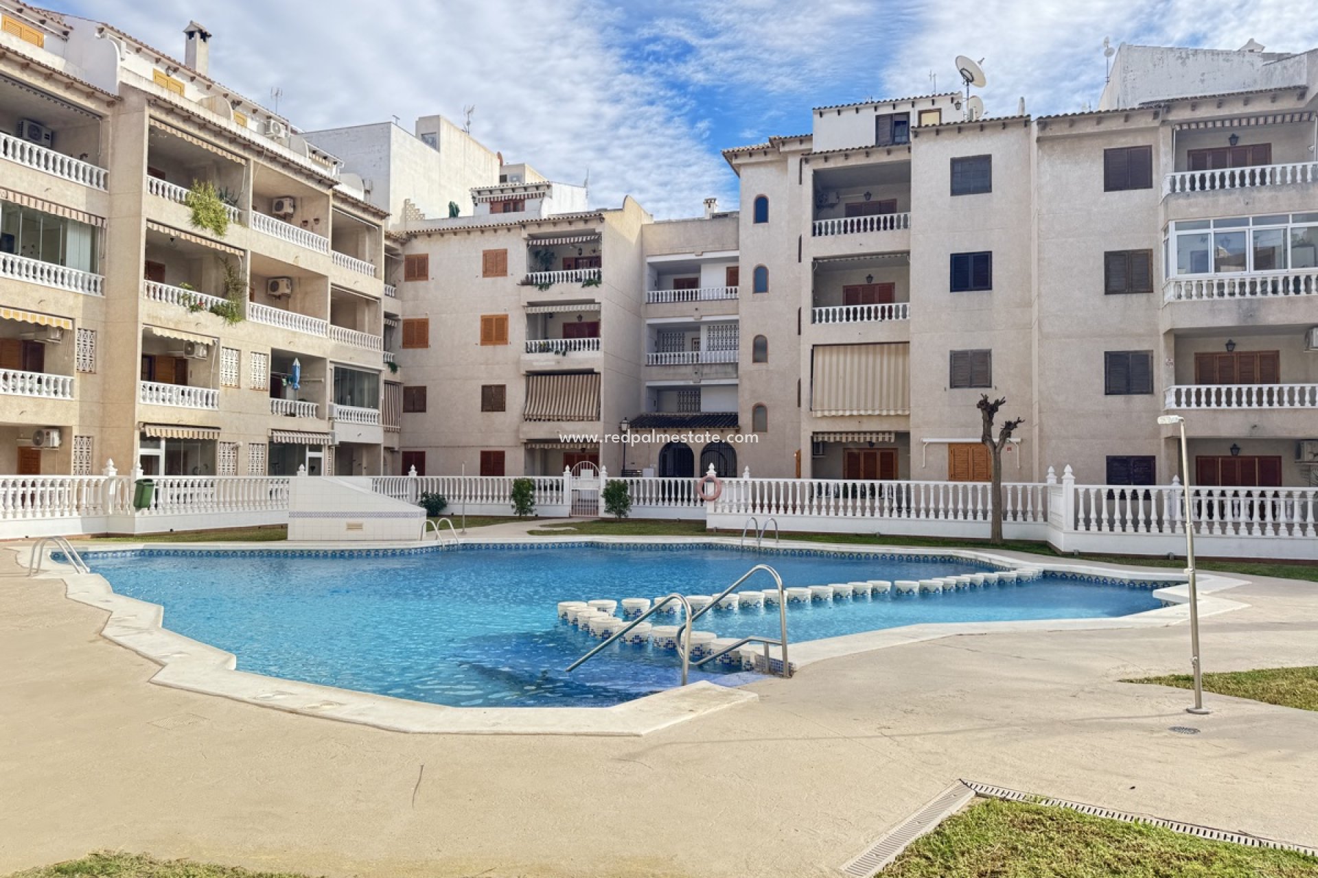 Reventa - Apartmentos -
Torrevieja